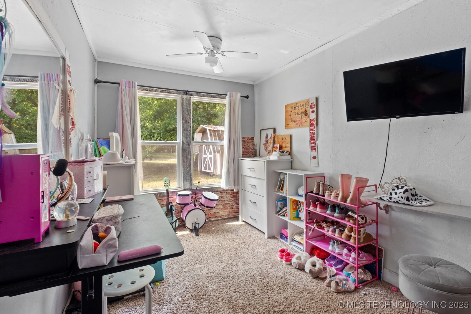 901 W Cherokee Property Photo 20