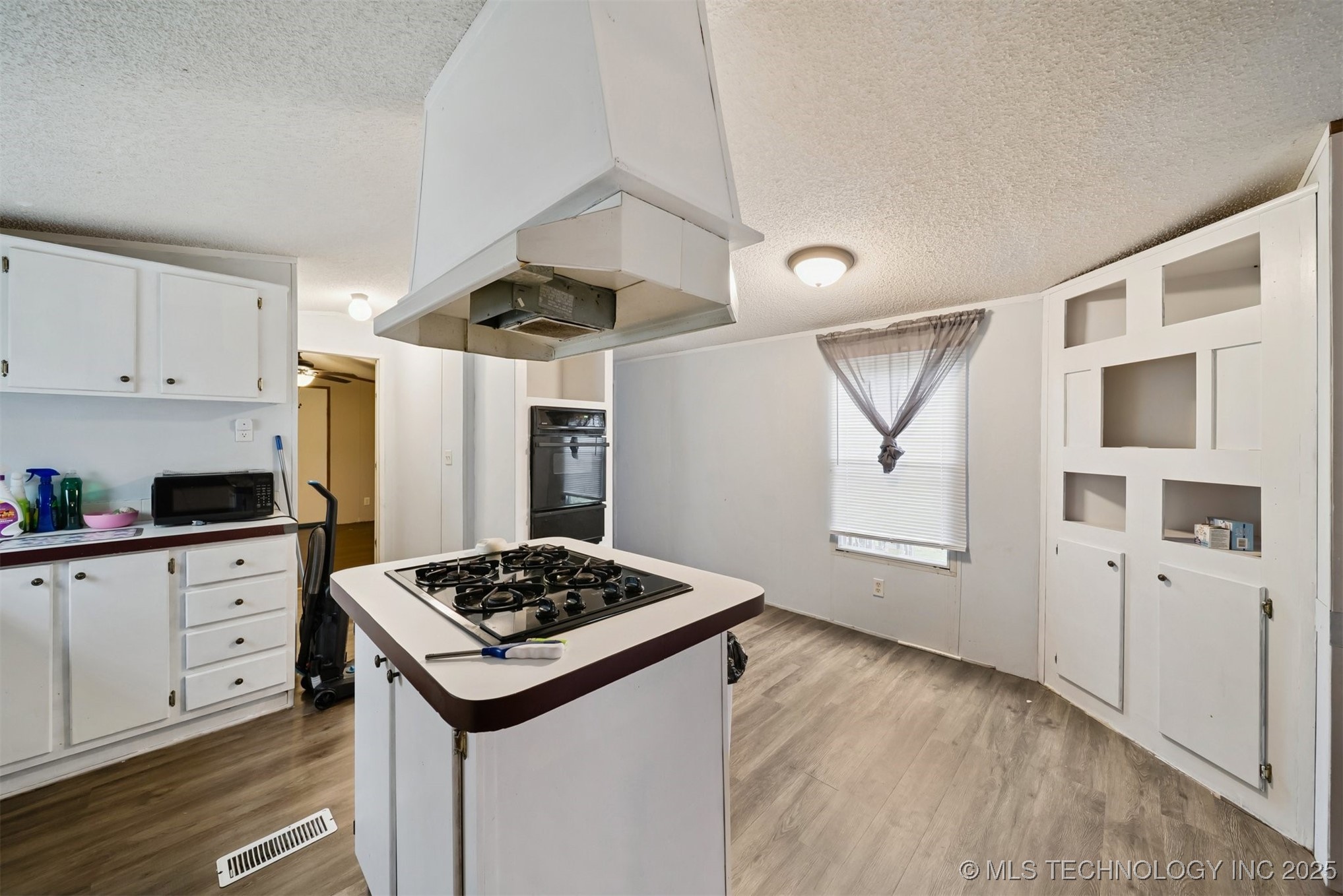 7351 E 303rd Street S Property Photo 9