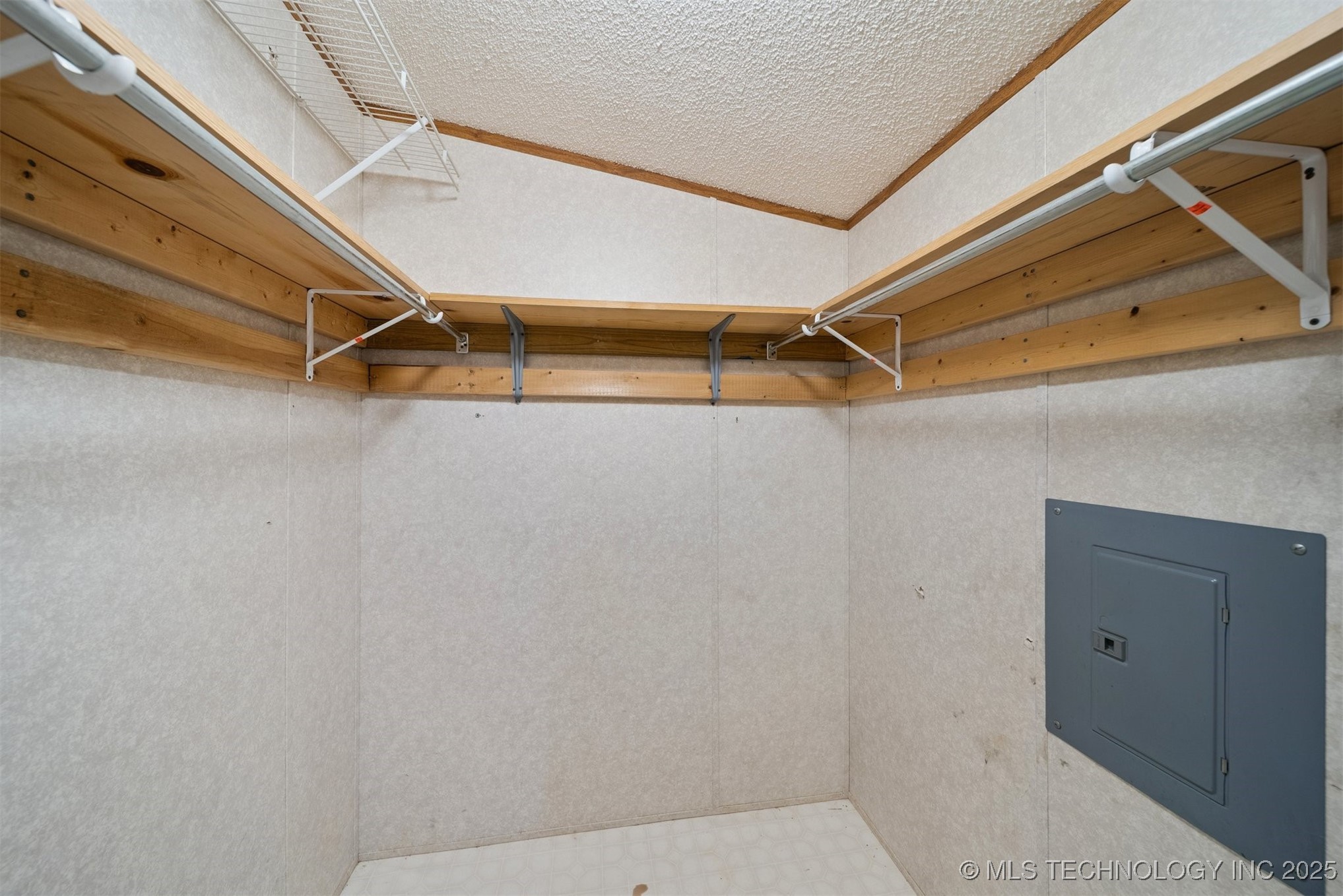 7351 E 303rd Street S Property Photo 14