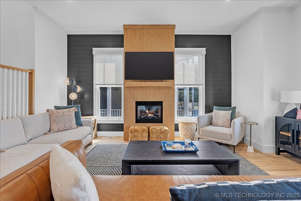 87 Lower Greenway Property Photo 8