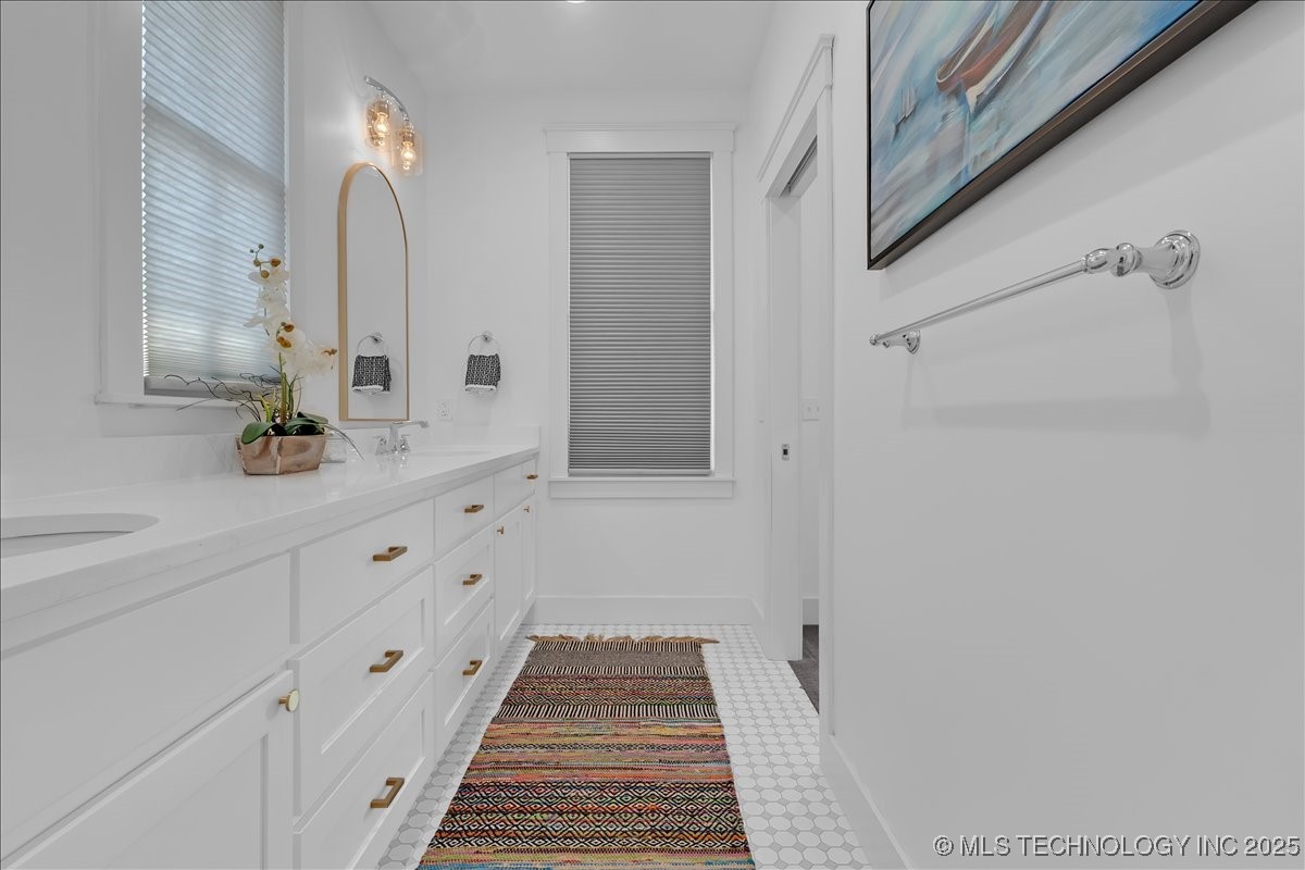 87 Lower Greenway Property Photo 52