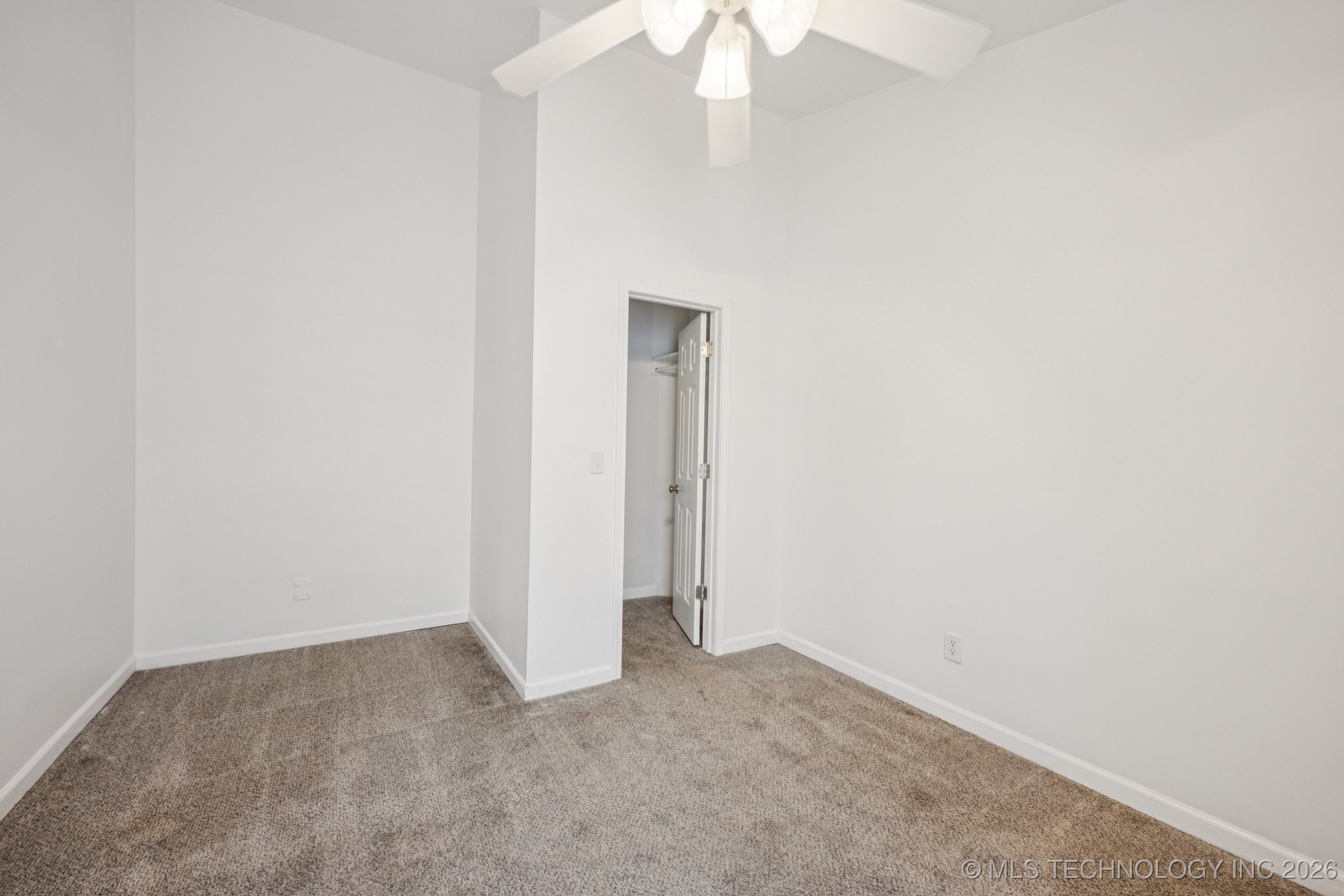 2251 S 64th Street West Property Photo 12