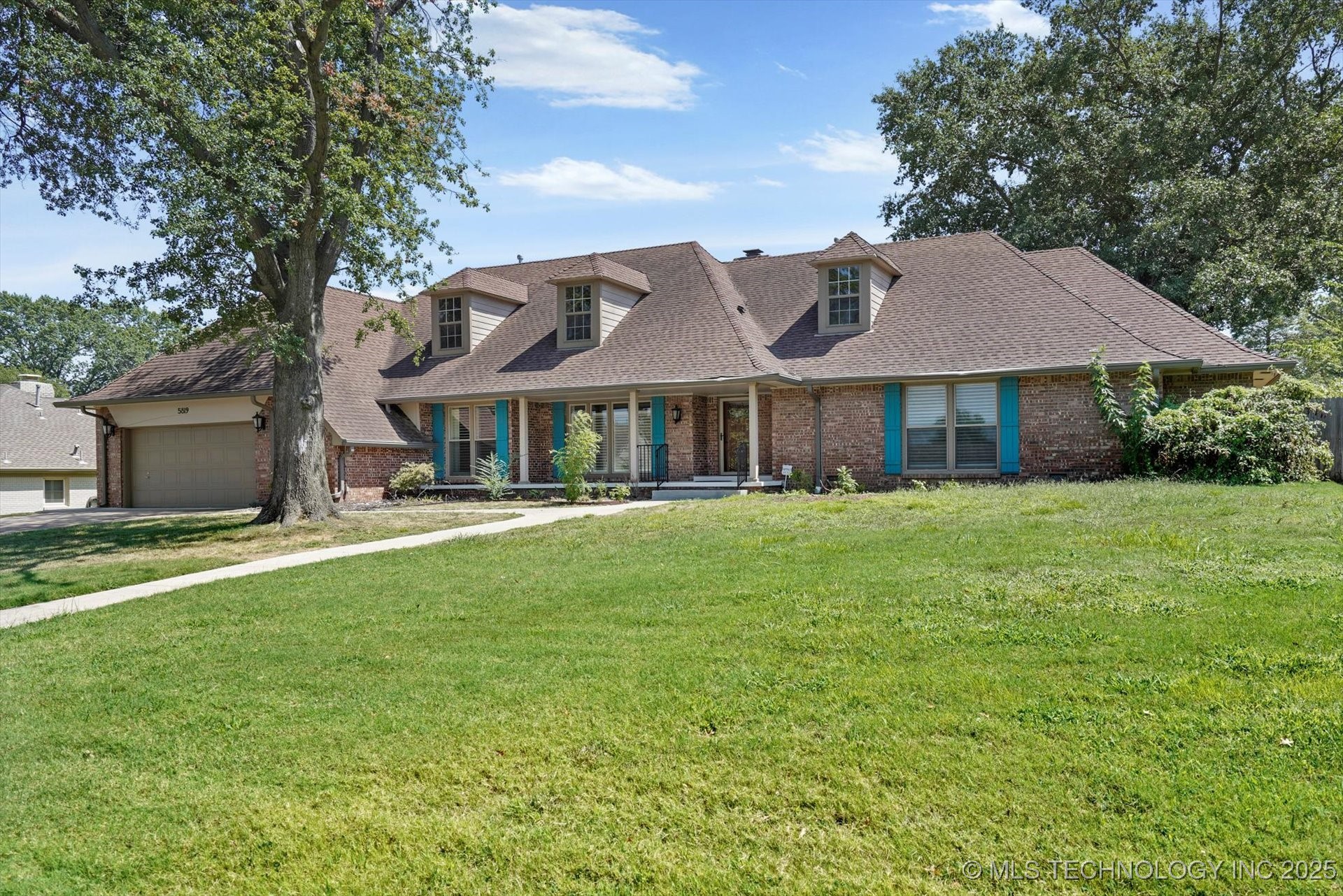 5819 S Delaware Place Property Photo 2