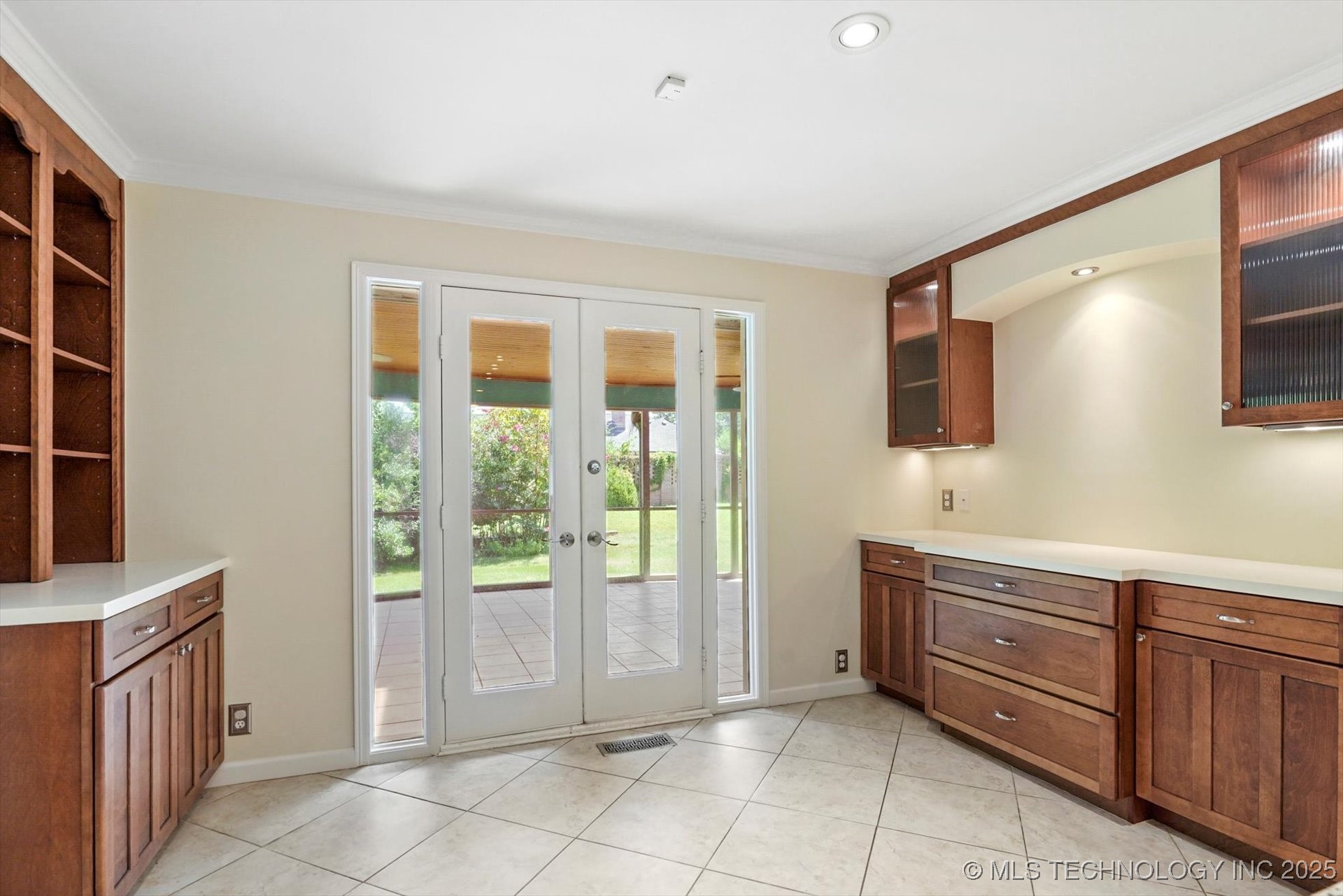 5819 S Delaware Place Property Photo 13