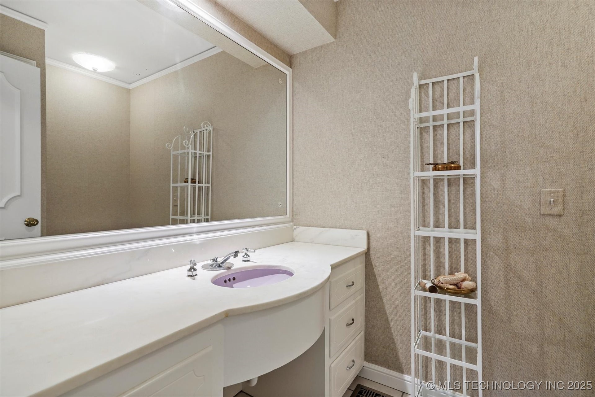 5819 S Delaware Place Property Photo 27