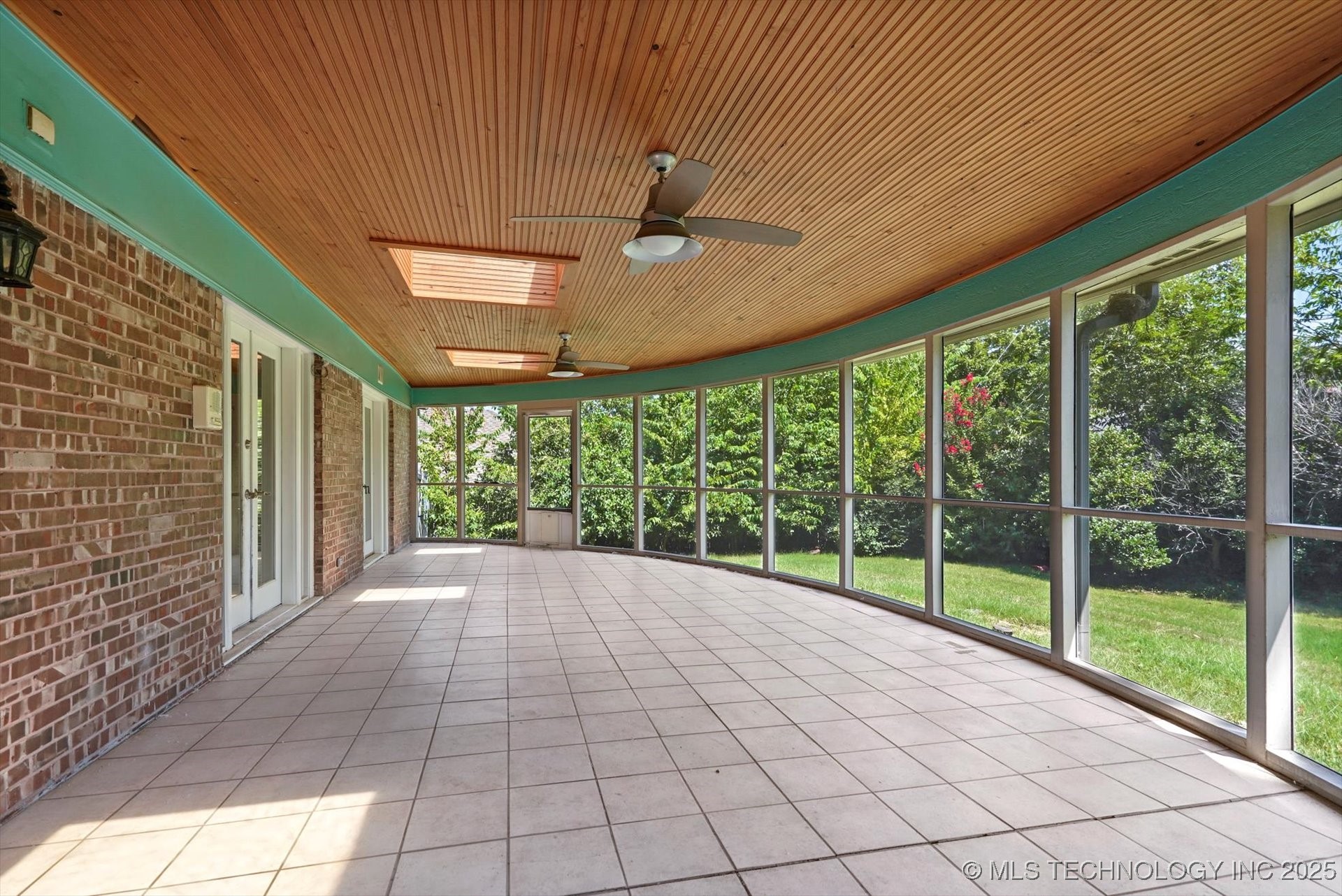 5819 S Delaware Place Property Photo 32