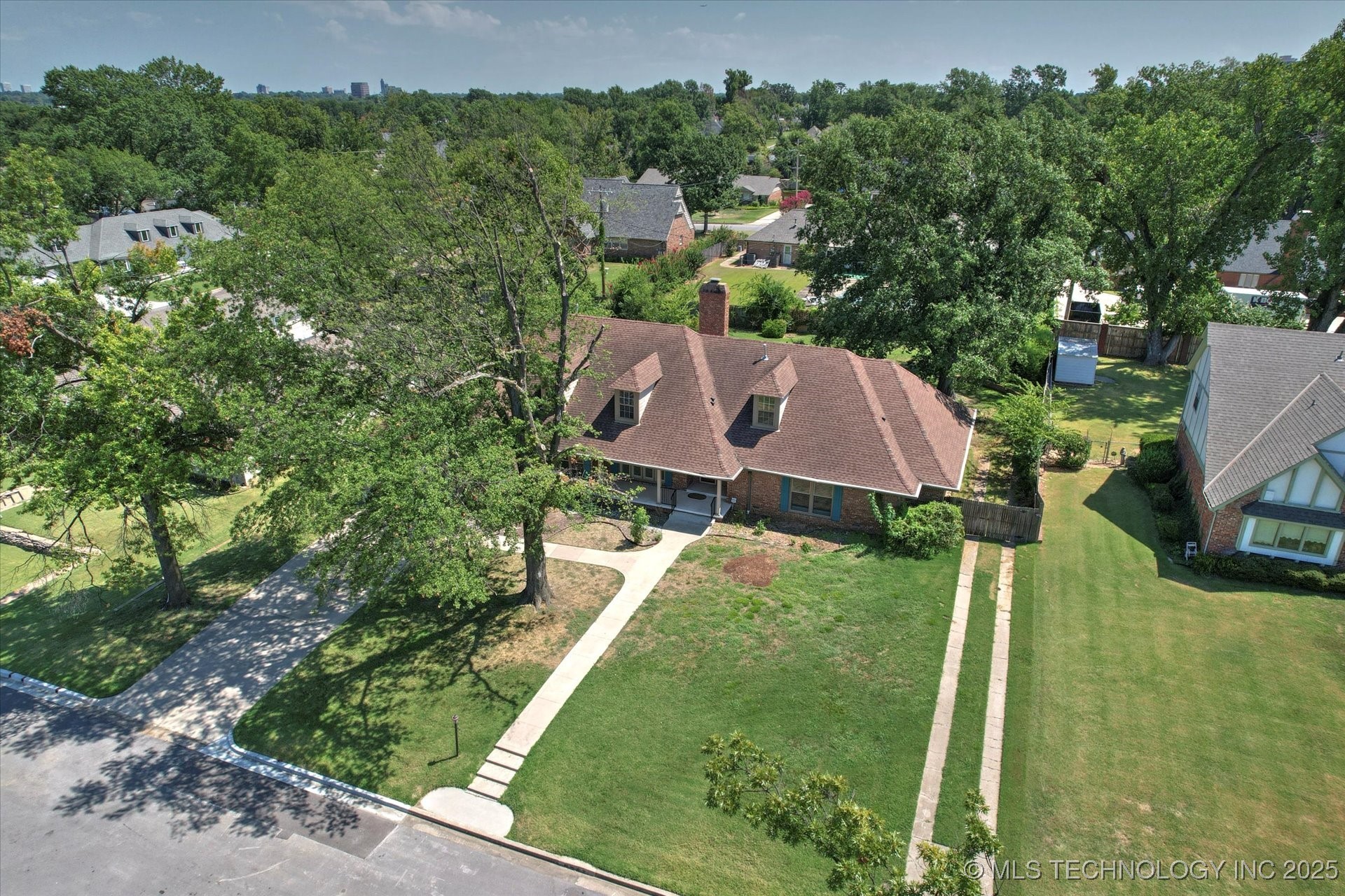 5819 S Delaware Place Property Photo 40