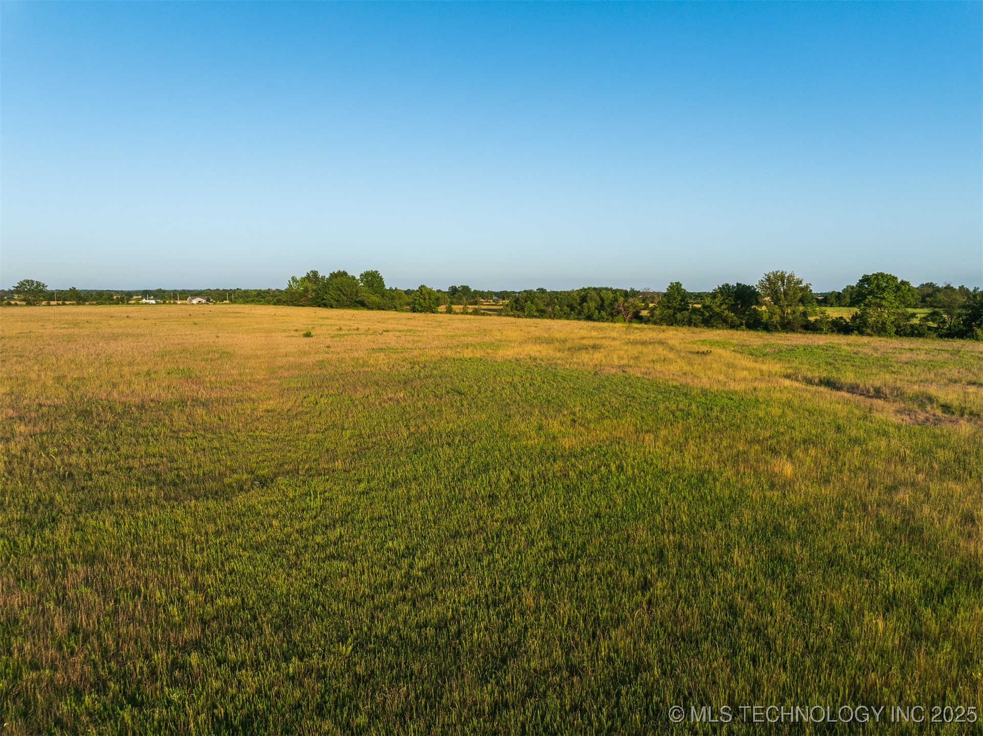 02 Old Highway 10 Property Photo 7
