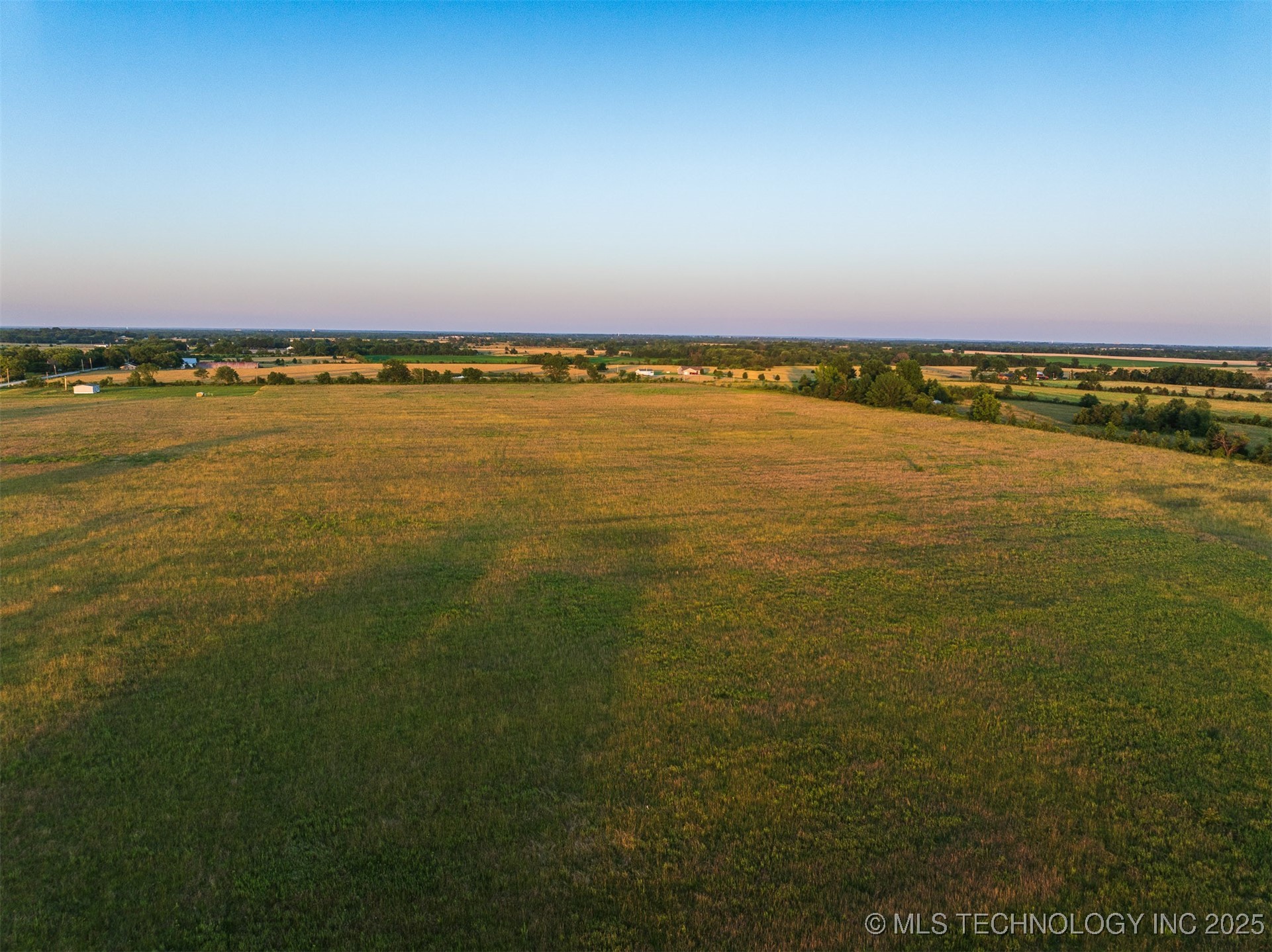 02 Old Highway 10 Property Photo 10