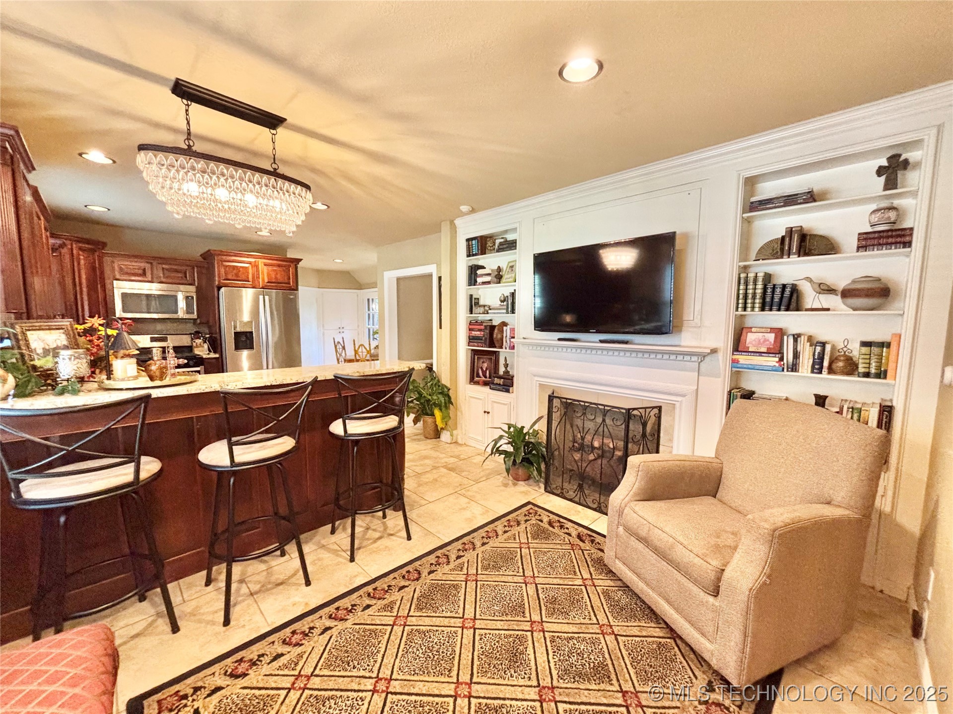 1406 Country Club Road Property Photo 11