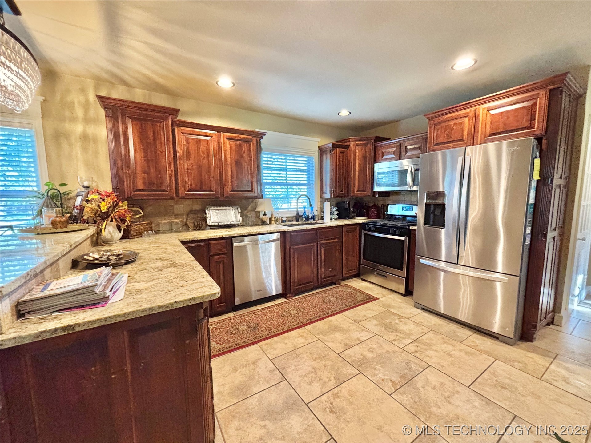 1406 Country Club Road Property Photo 14