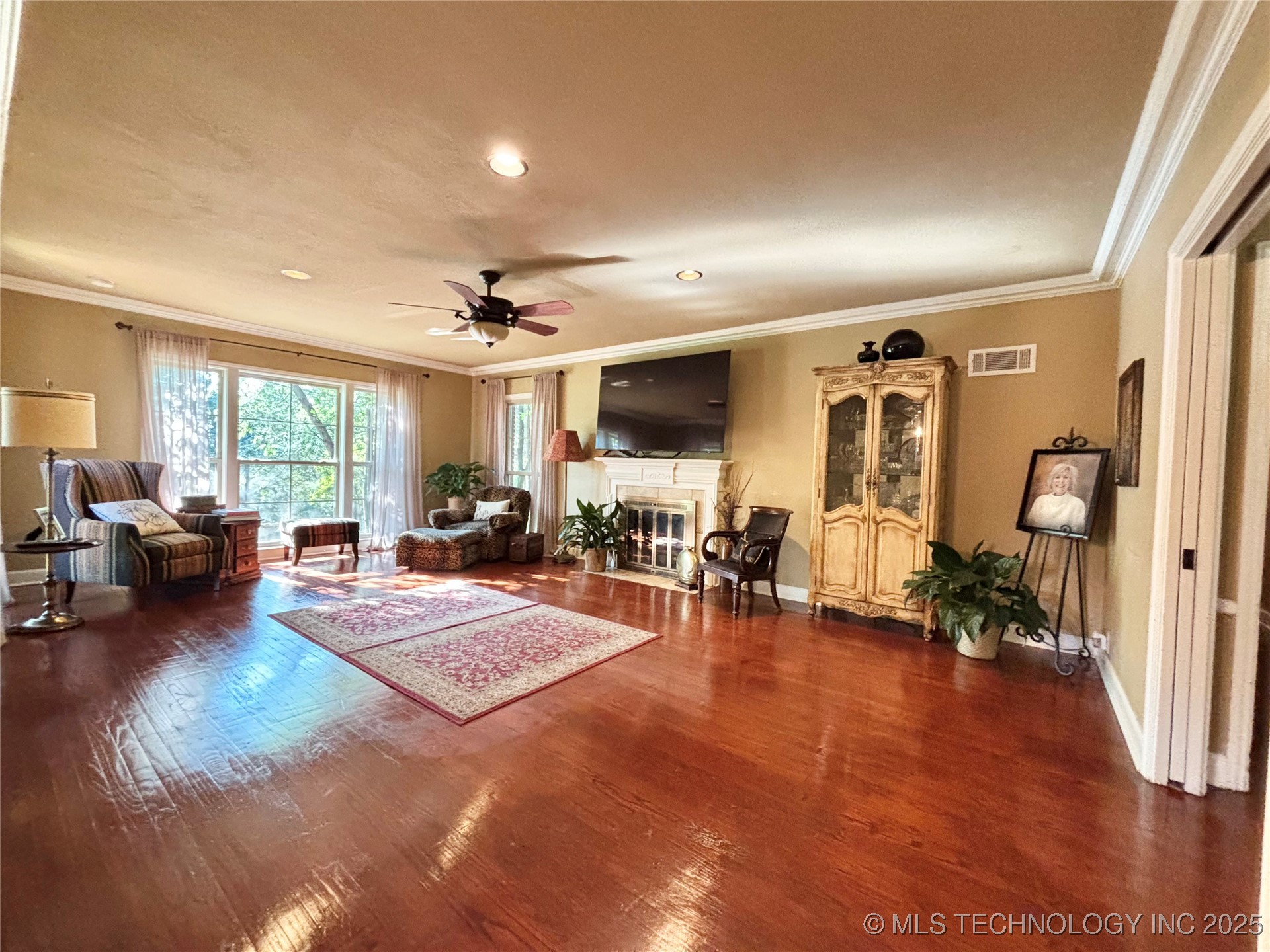 1406 Country Club Road Property Photo 21