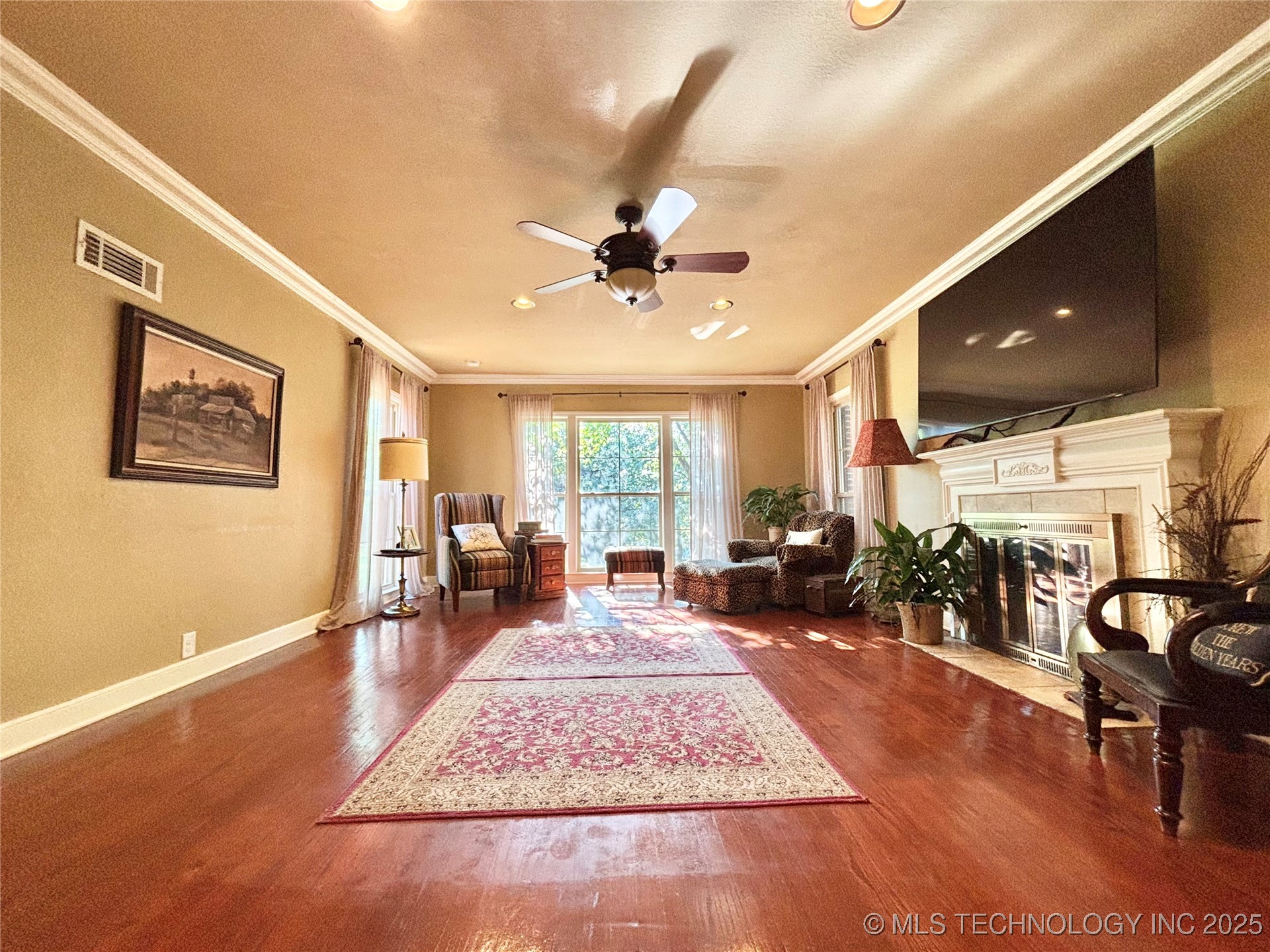 1406 Country Club Road Property Photo 23