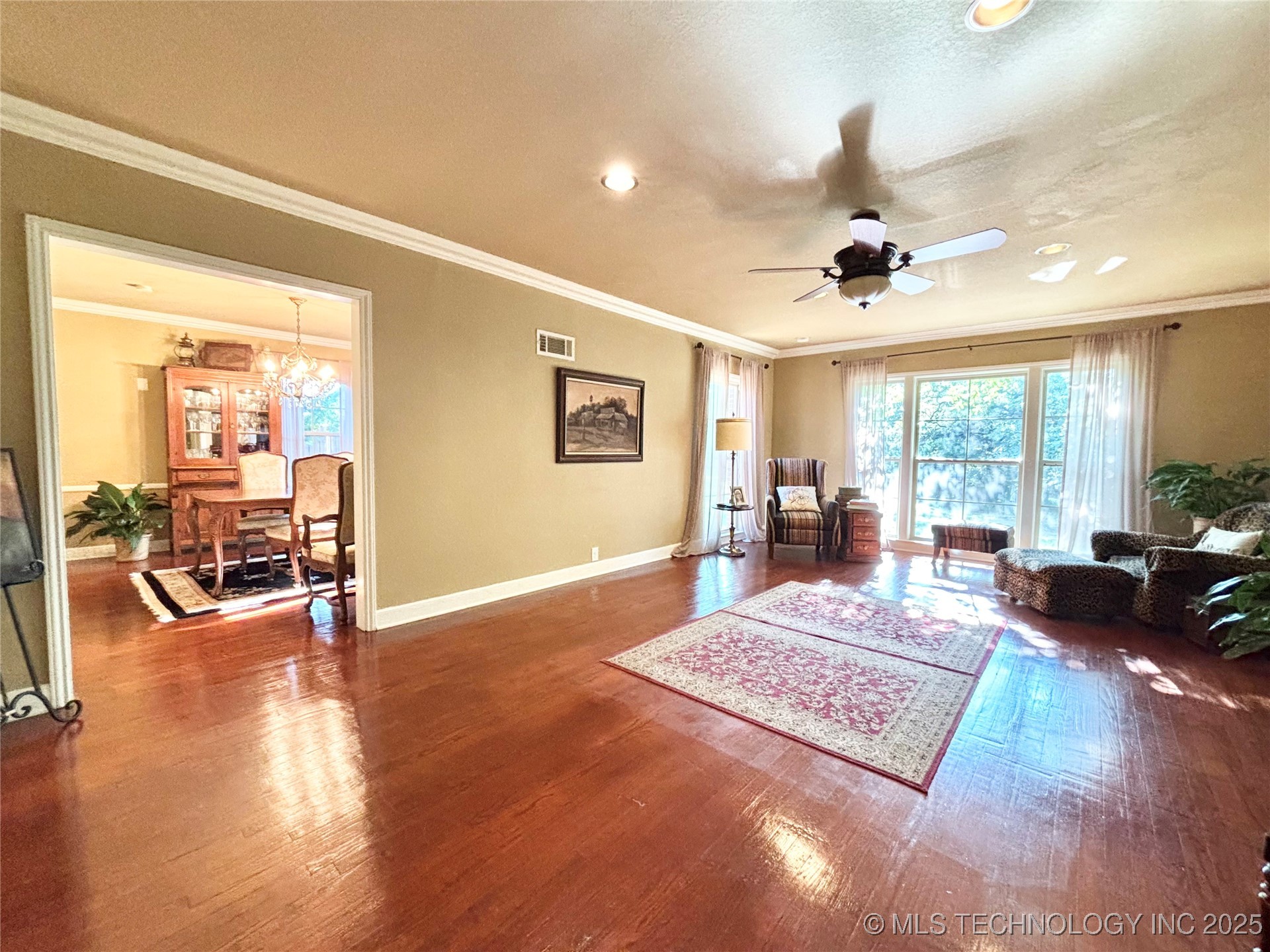 1406 Country Club Road Property Photo 24