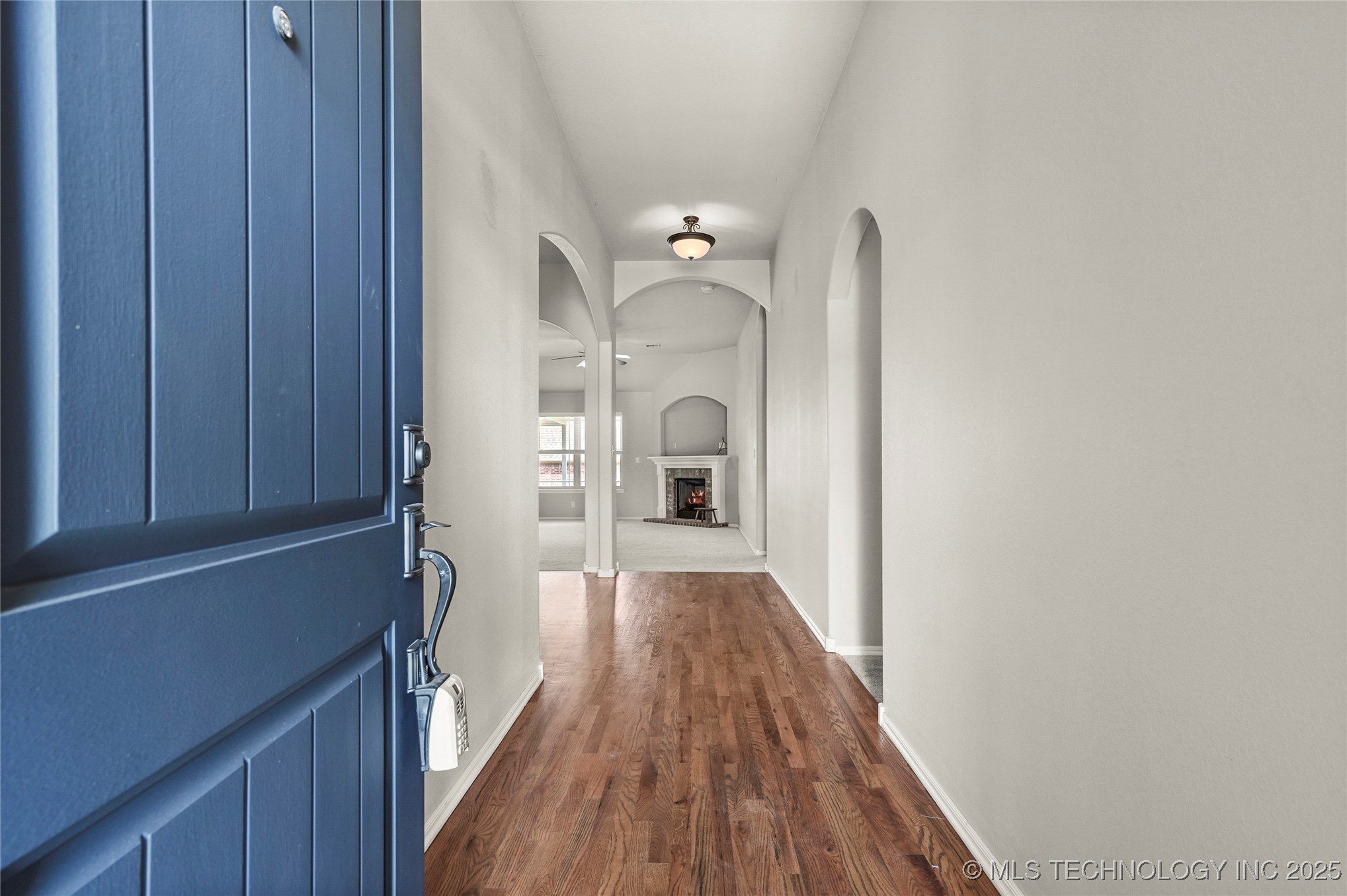 5016 E El Paso Street Property Photo 3