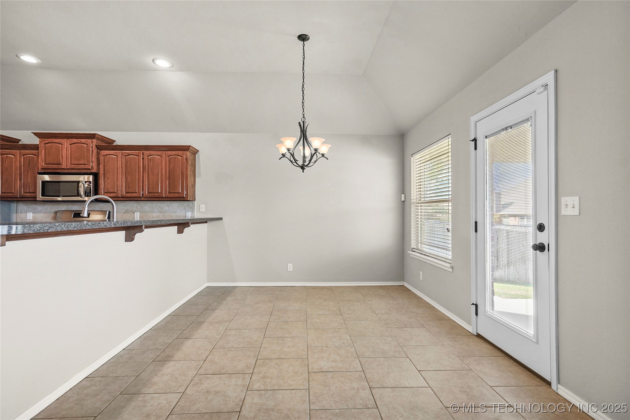 5016 E El Paso Street Property Photo 13