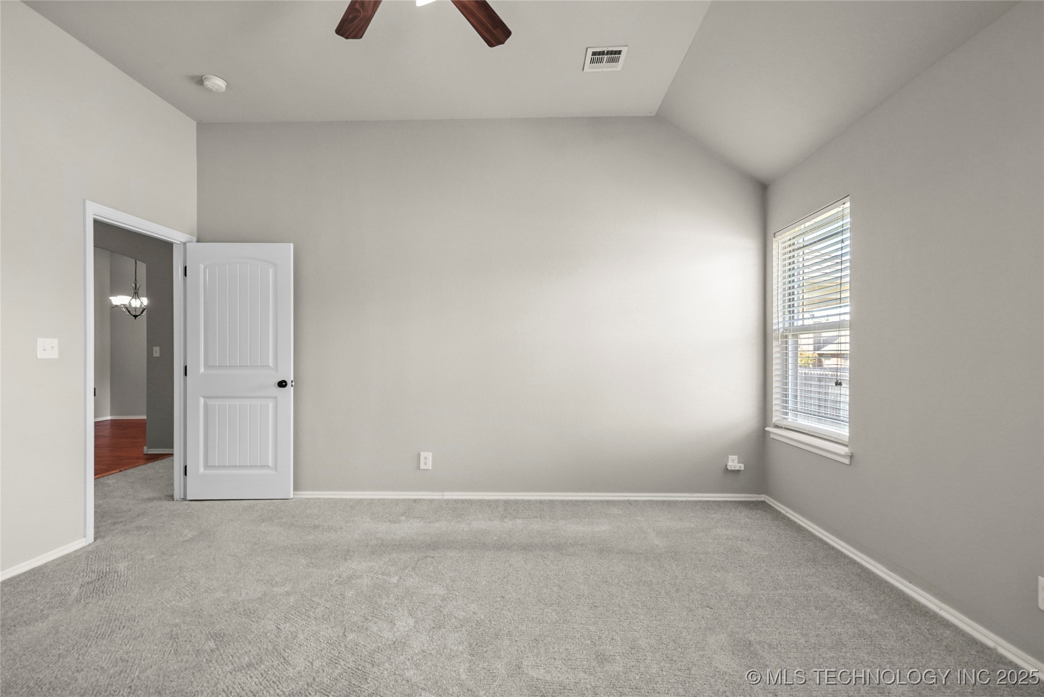 5016 E El Paso Street Property Photo 15