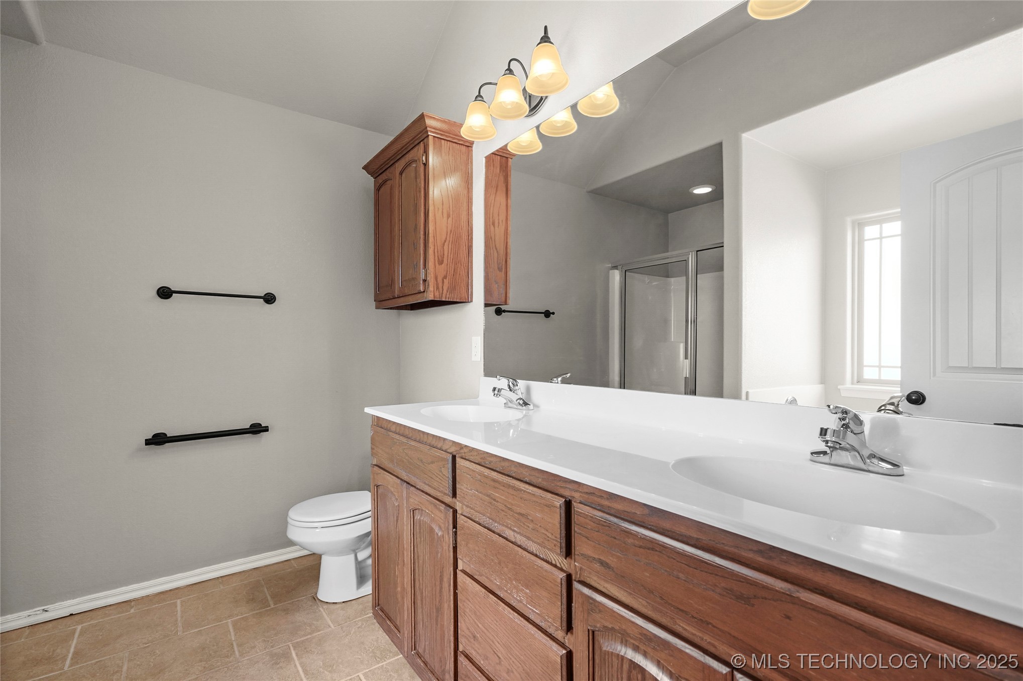 5016 E El Paso Street Property Photo 16