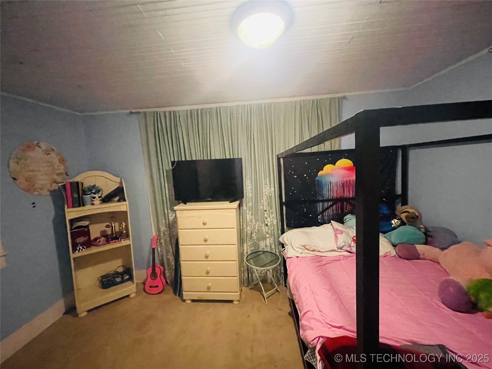 1105 W Elm Property Photo 11