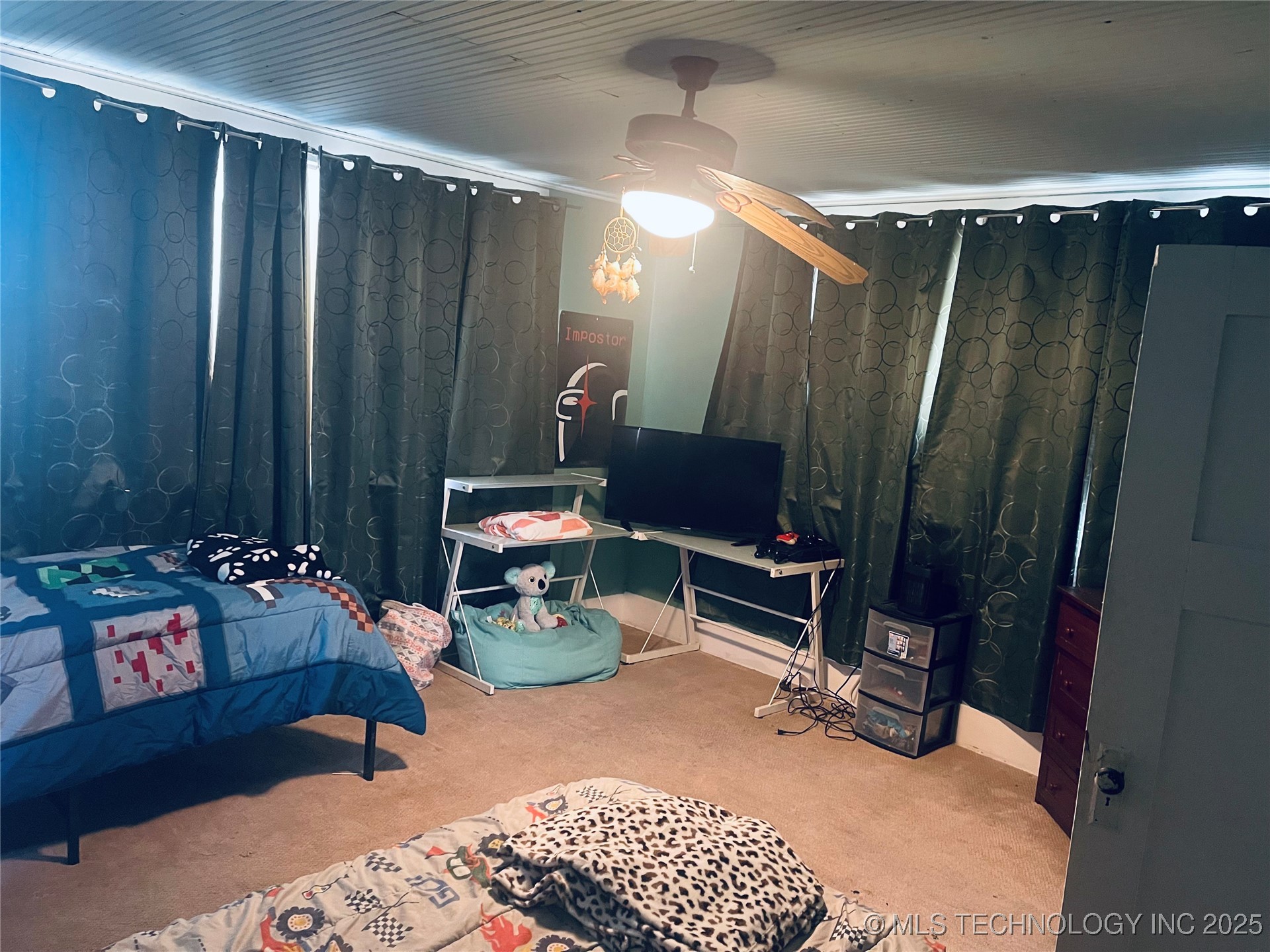 1105 W Elm Property Photo 12