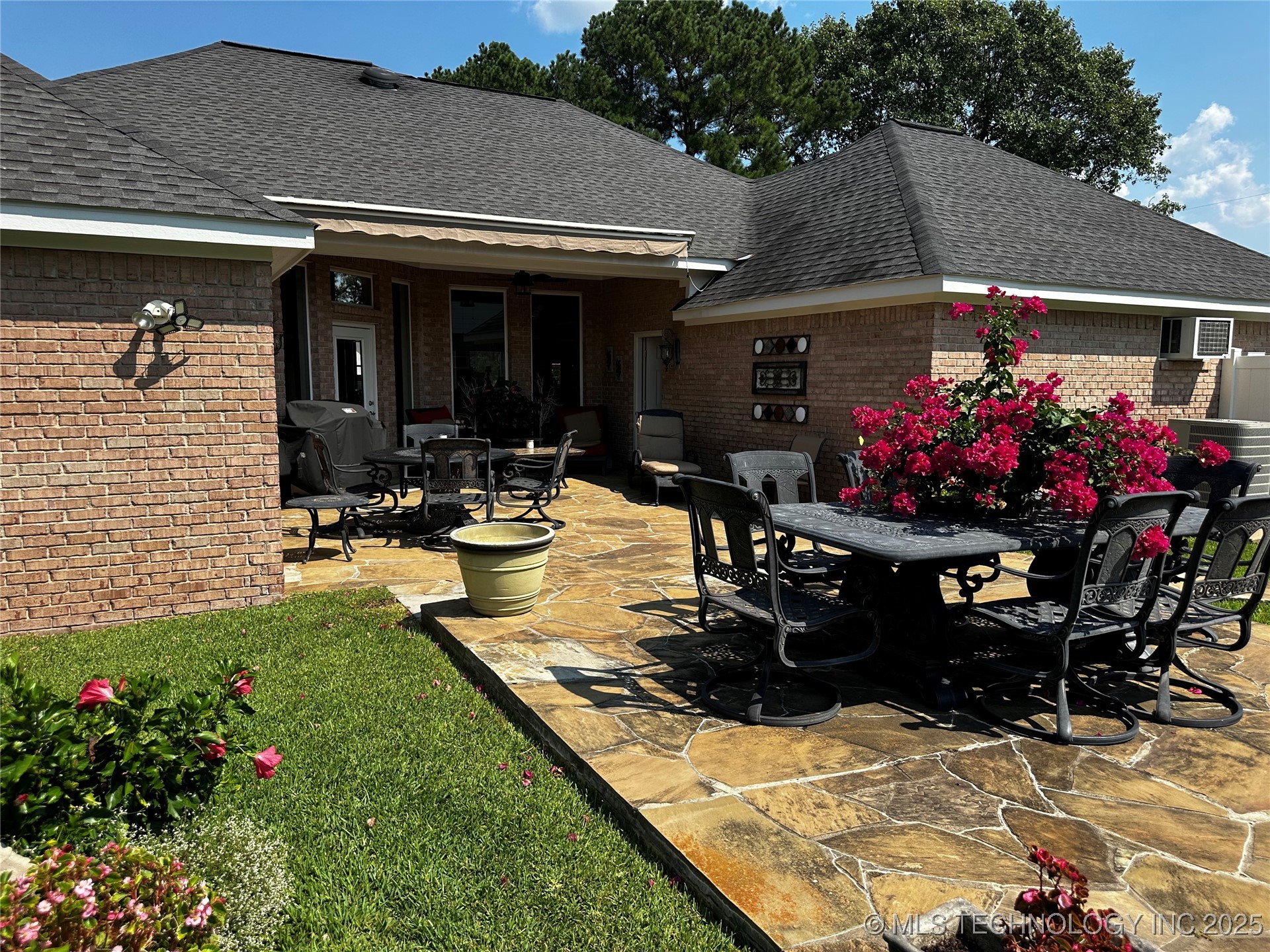 2289 W Community Chapel Road Property Photo 6