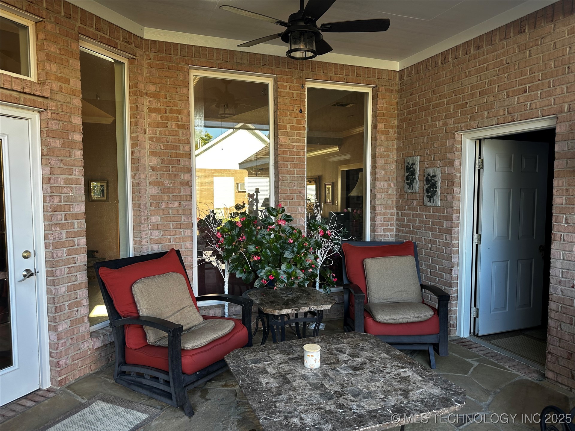 2289 W Community Chapel Road Property Photo 12