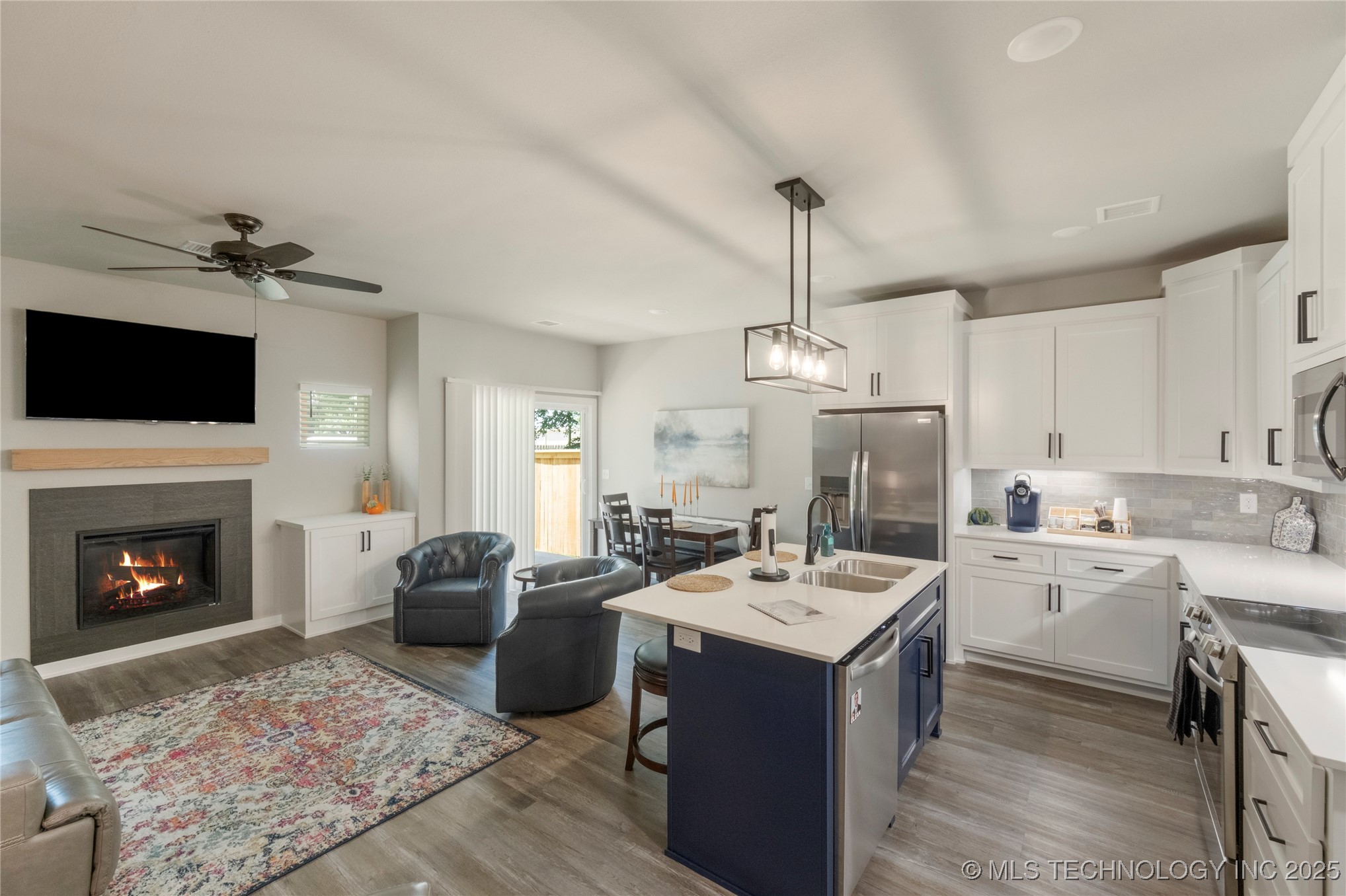 507 W Fort Worth Street Property Photo 19