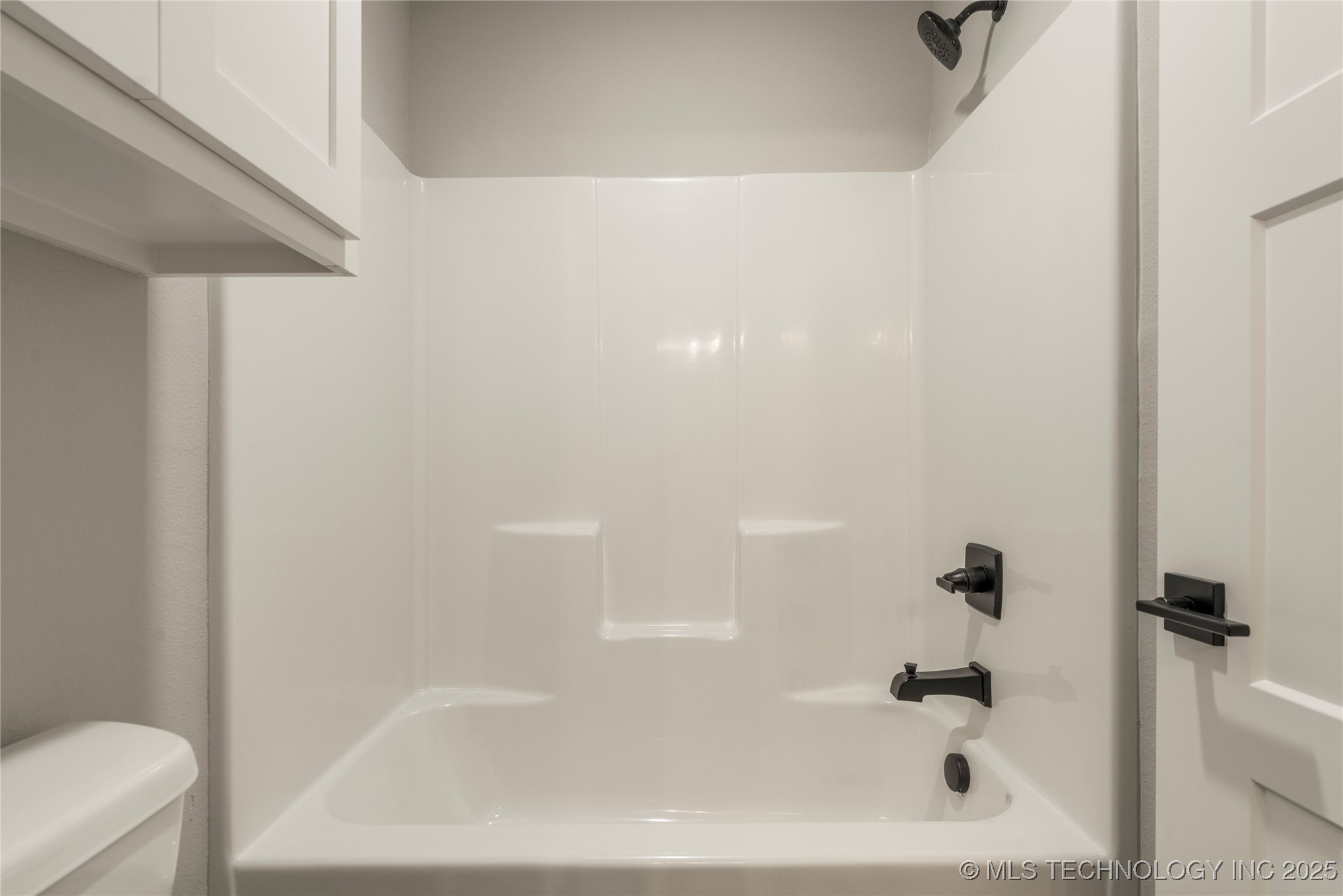 507 W Fort Worth Street Property Photo 34