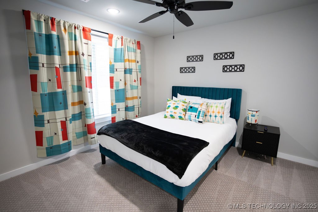 507 W Fort Worth Street Property Photo 48