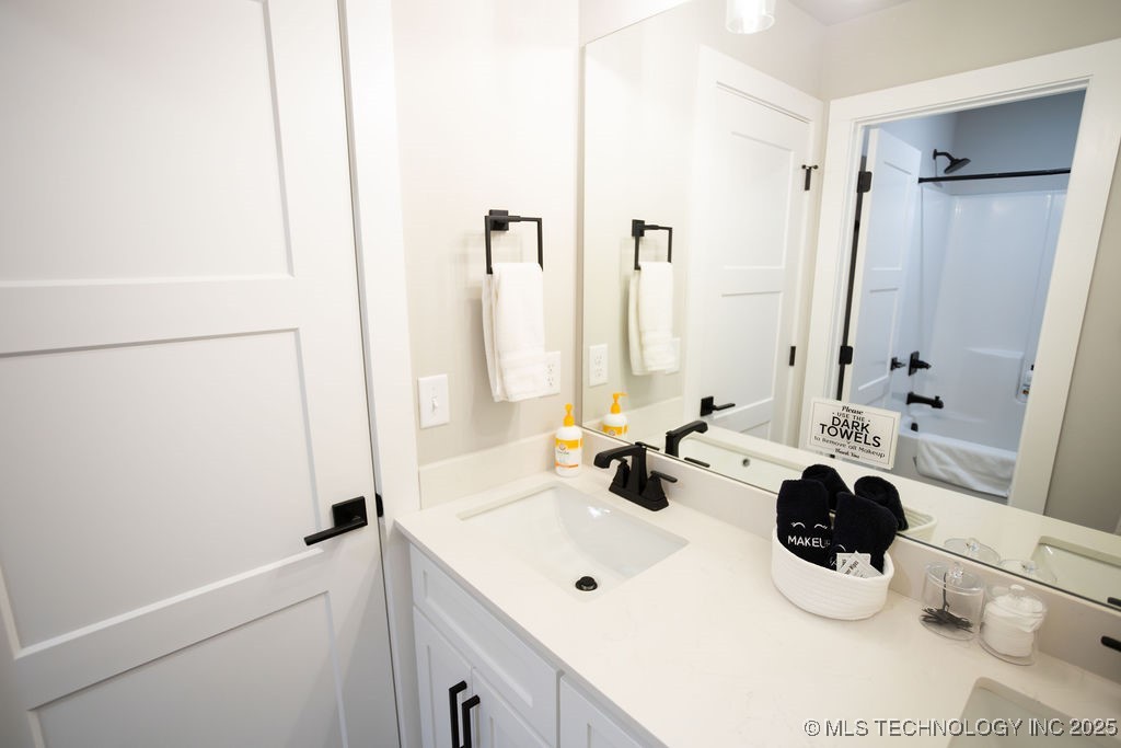 507 W Fort Worth Street Property Photo 50