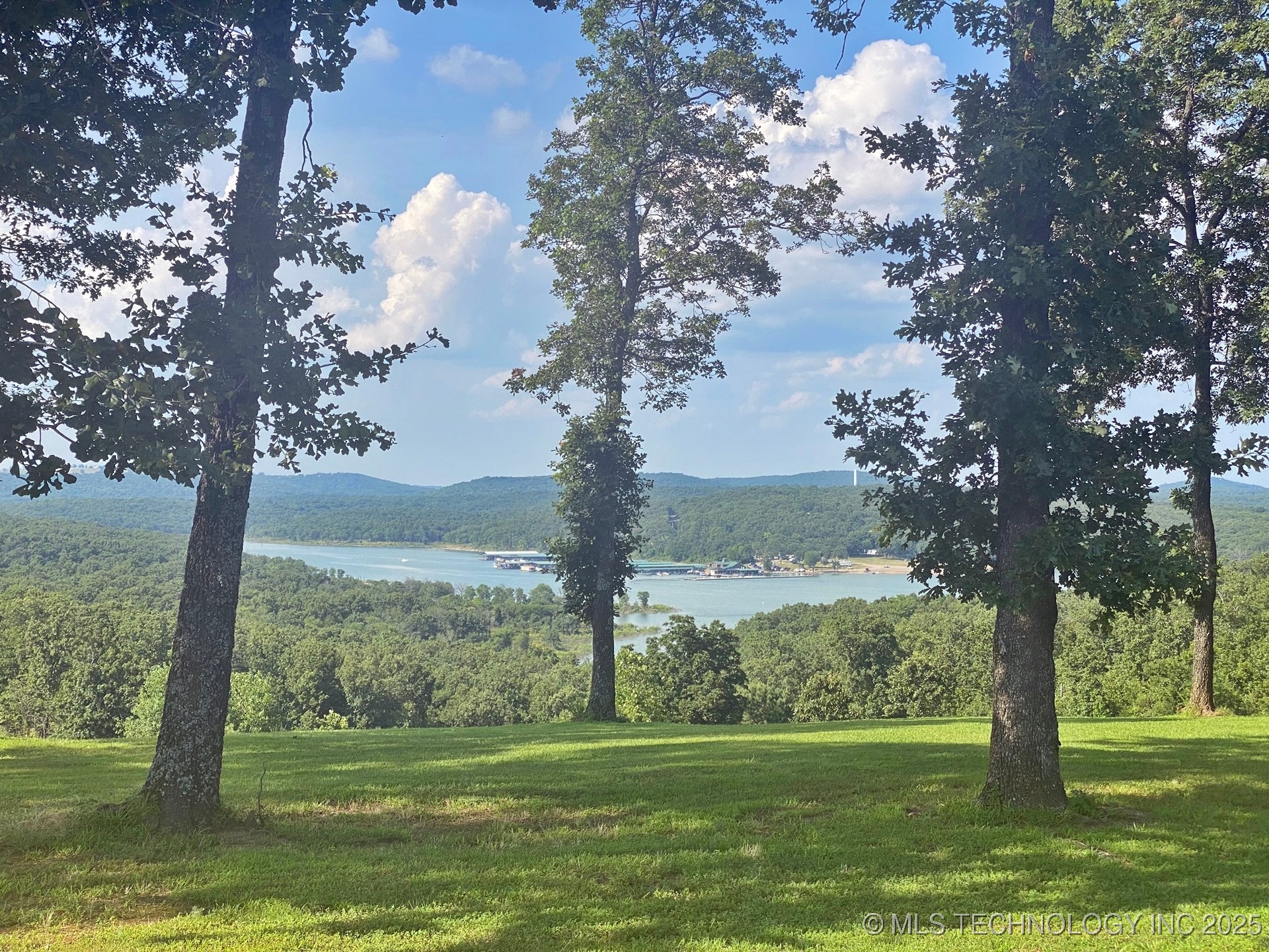 36313 S Red Oak Road Property Photo 1