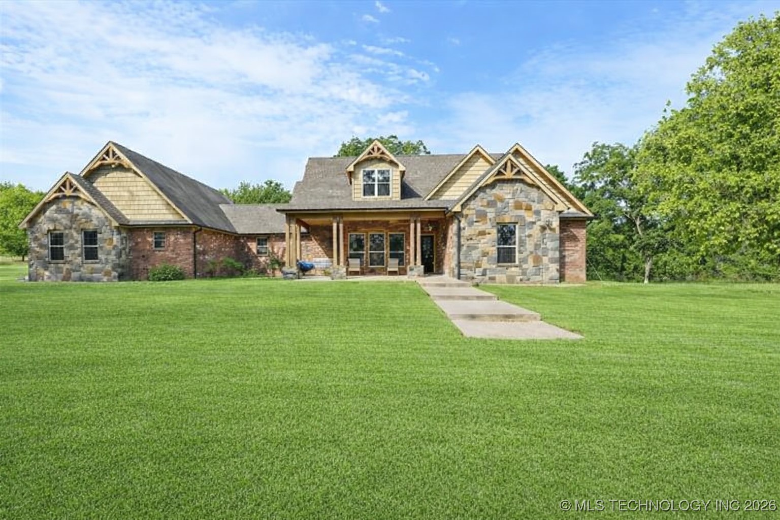 121 Quanah Road Property Photo 1