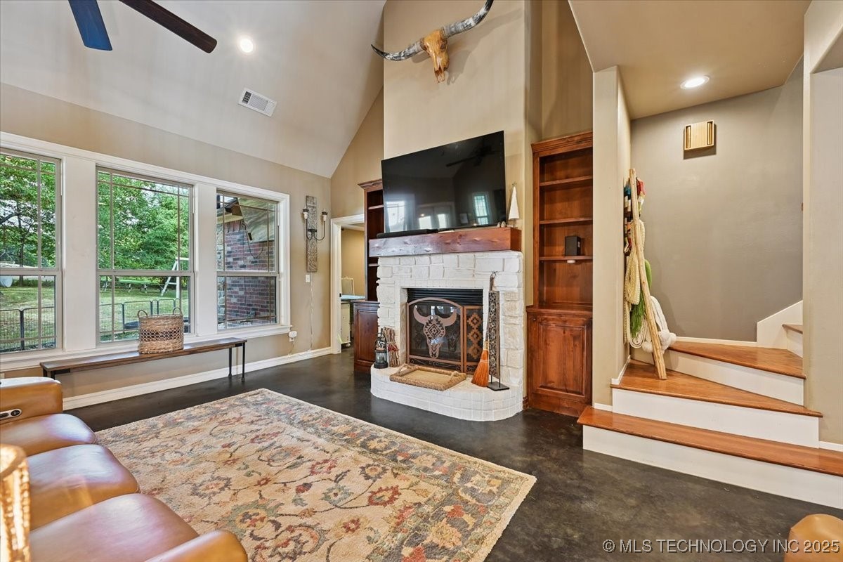 121 Quanah Road Property Photo 10