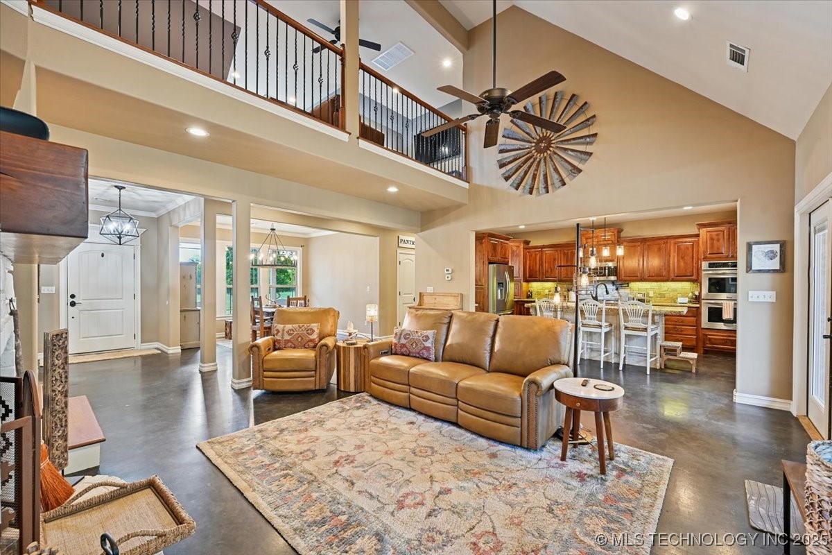 121 Quanah Road Property Photo 11