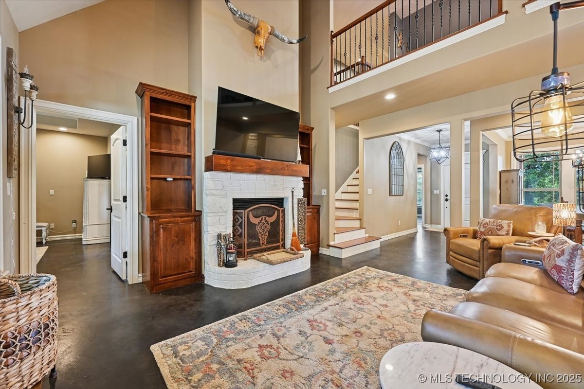 121 Quanah Road Property Photo 12