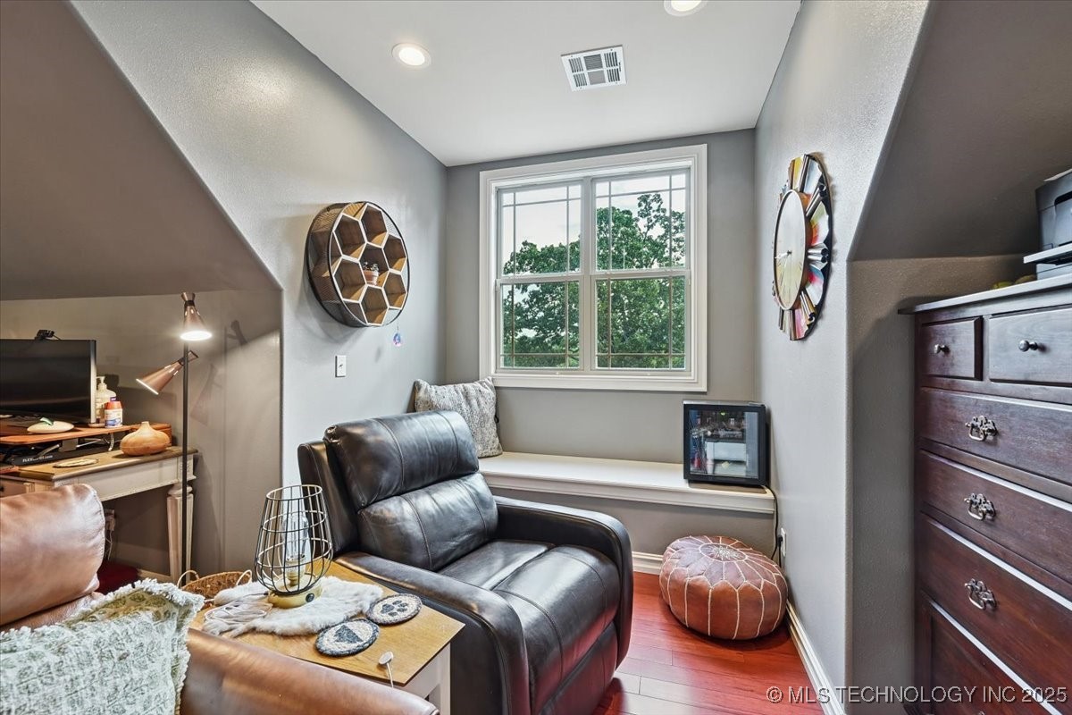 121 Quanah Road Property Photo 28