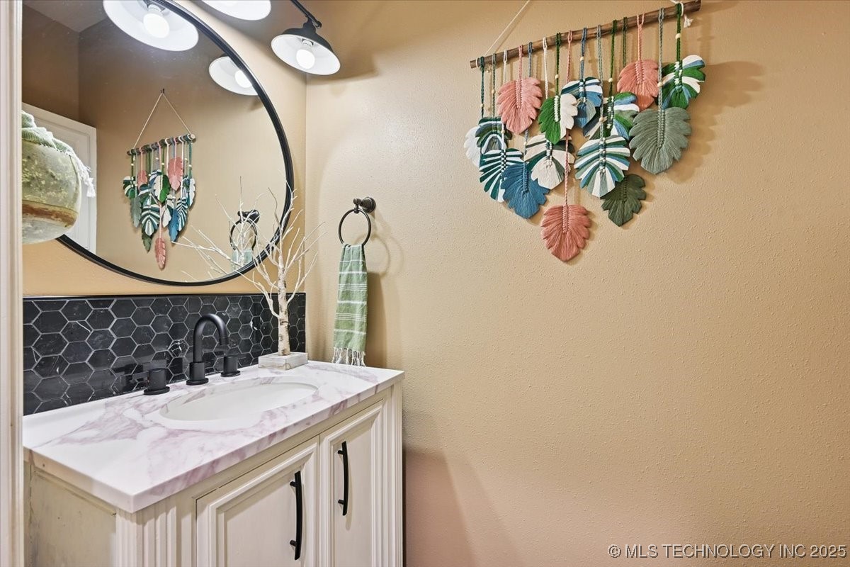 121 Quanah Road Property Photo 31