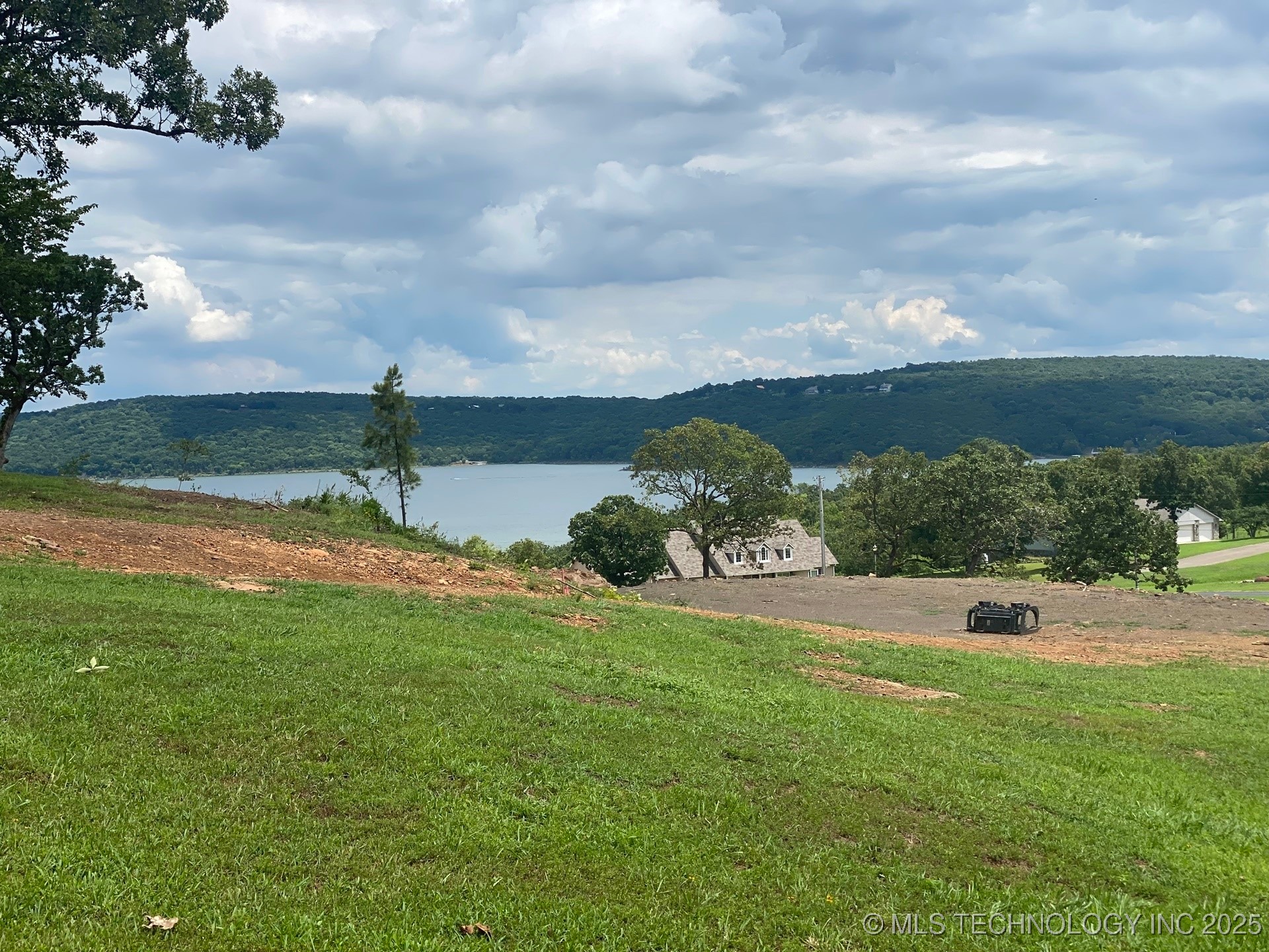 15901 W Forest Road Property Photo 1