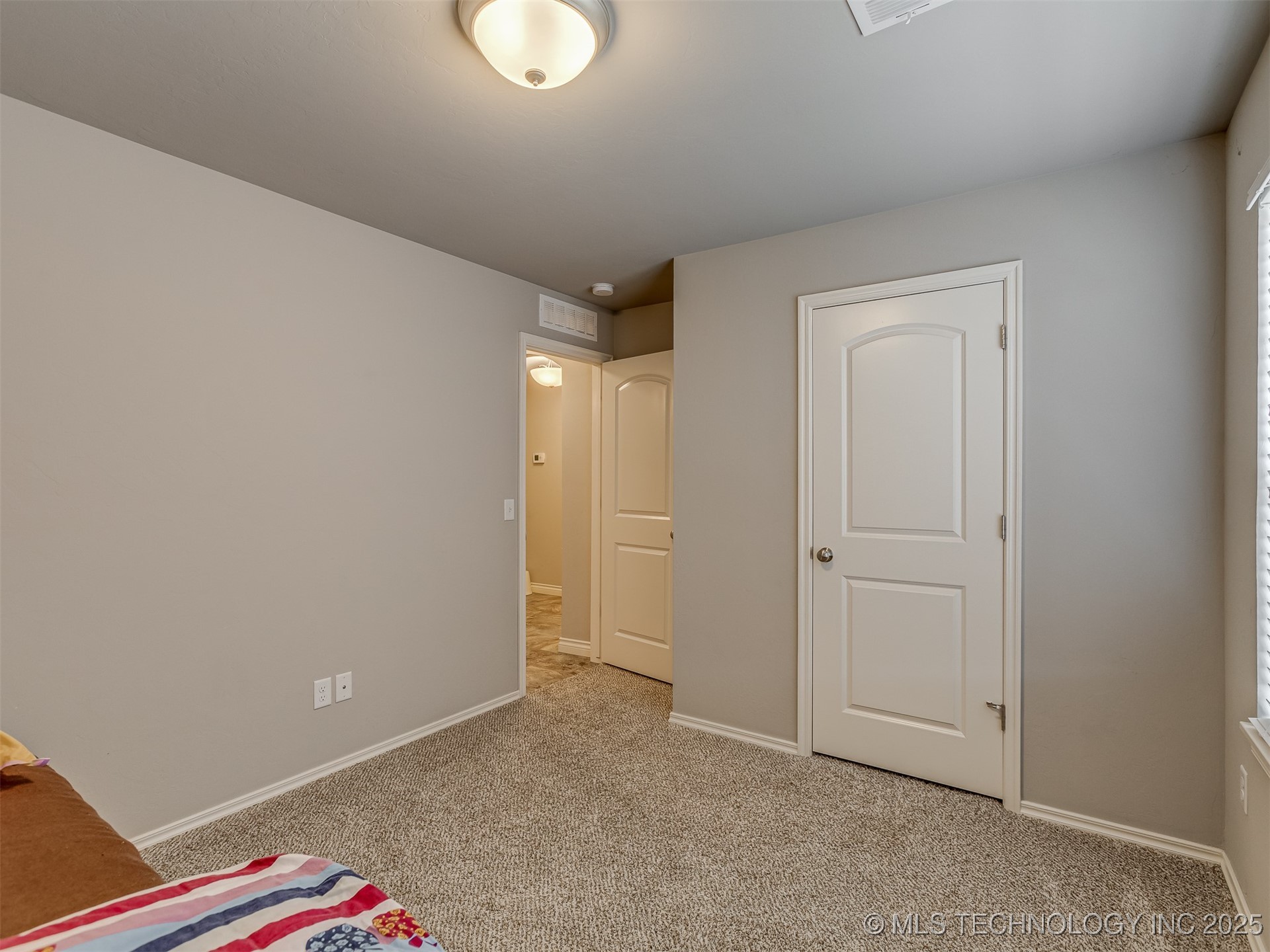 13 Evermore Lane Property Photo 27