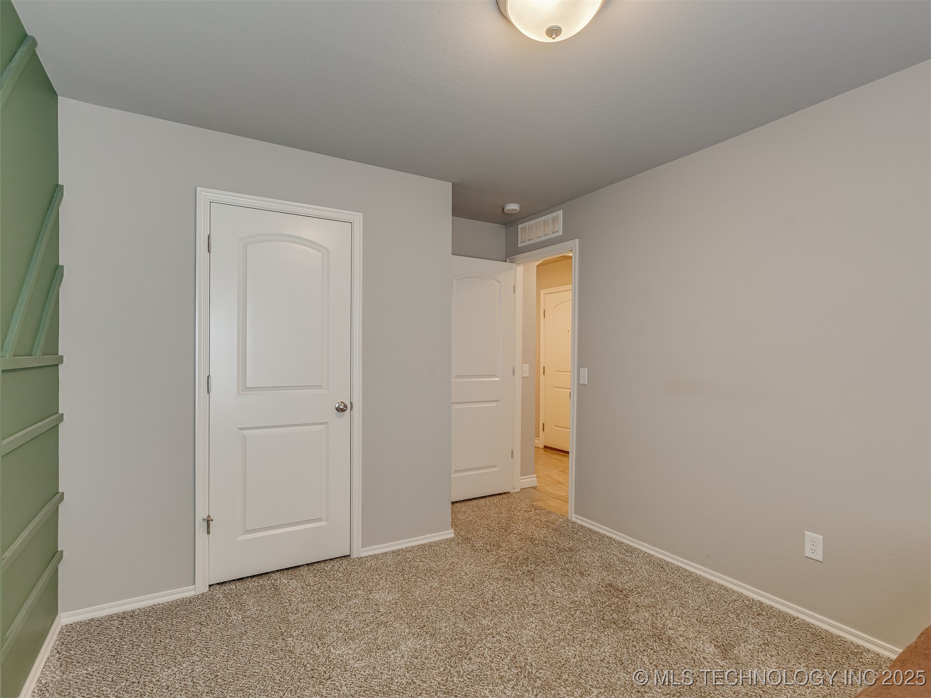 13 Evermore Lane Property Photo 29