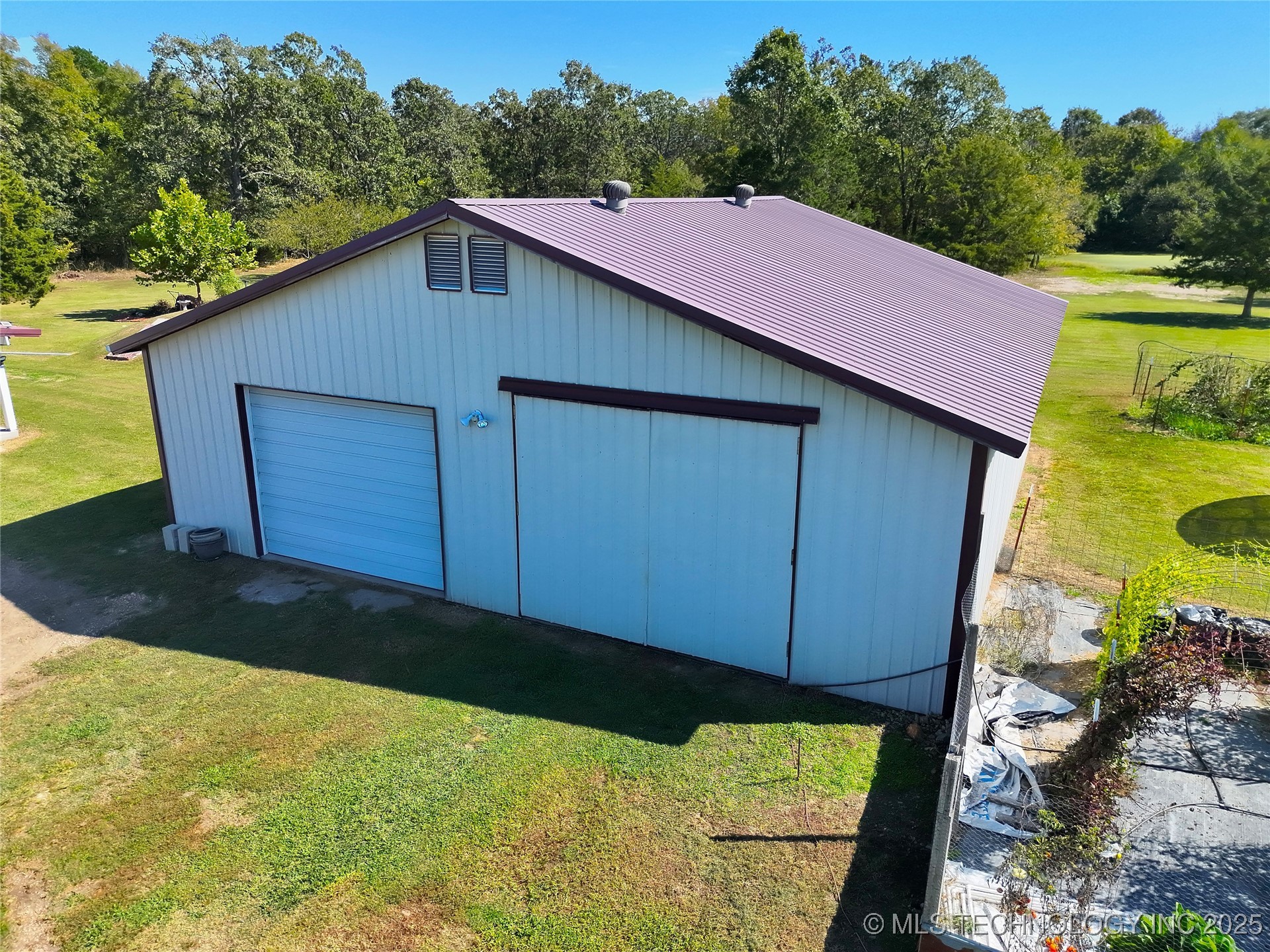 472618 E 775 Road Property Photo 7