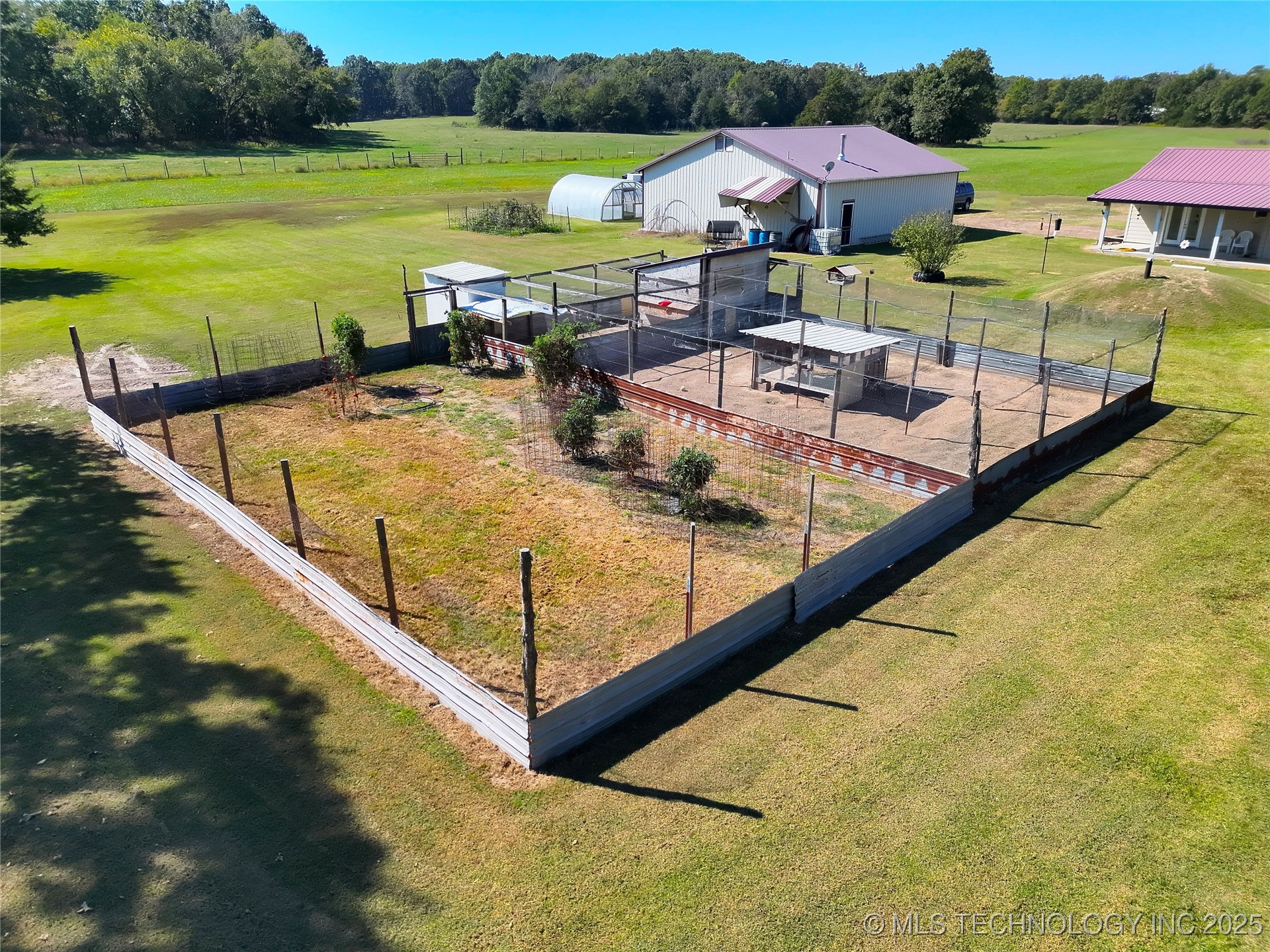 472618 E 775 Road Property Photo 13