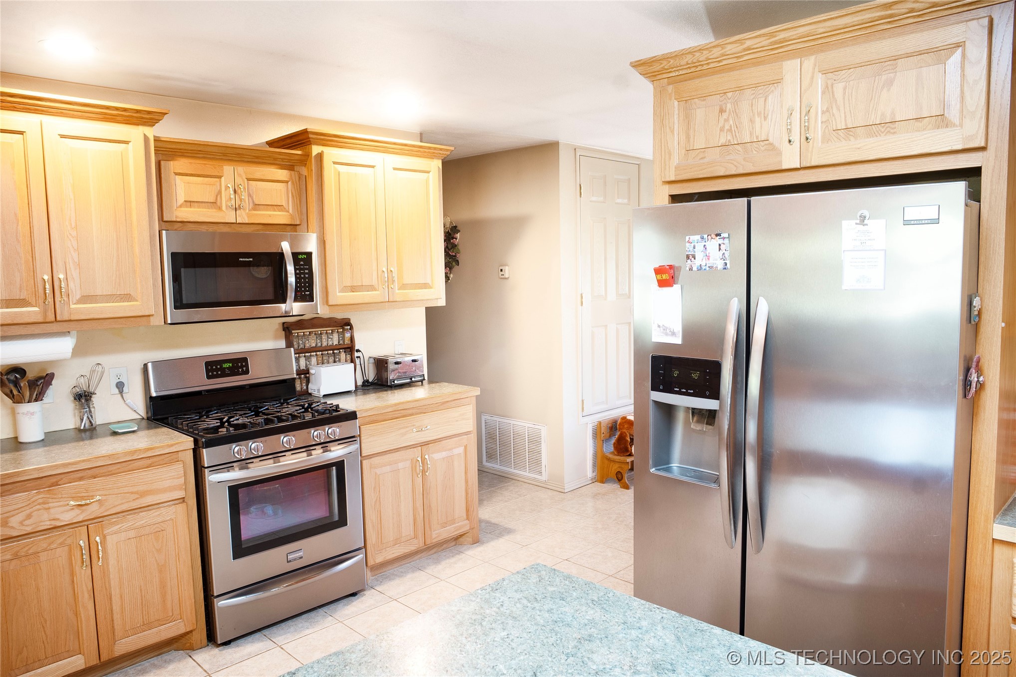 472618 E 775 Road Property Photo 24