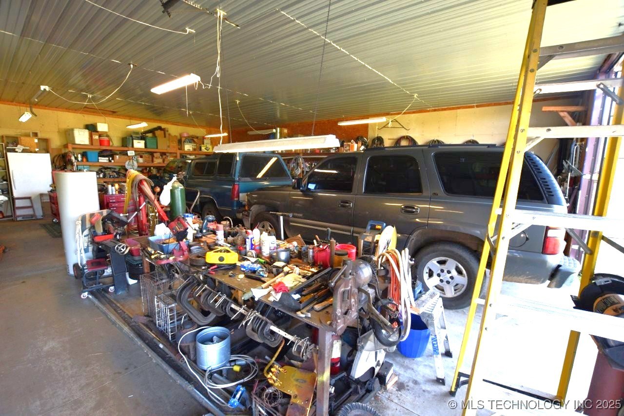 472618 E 775 Road Property Photo 48