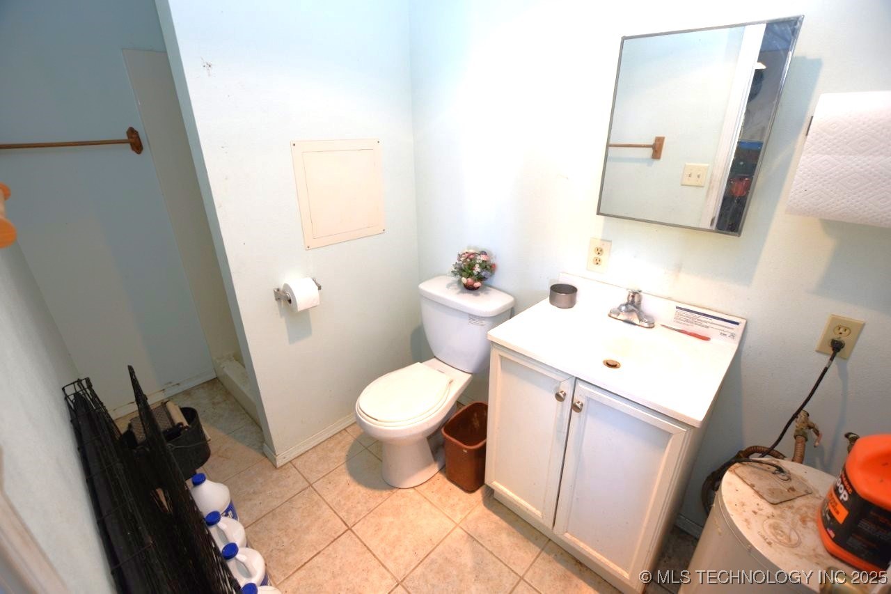 472618 E 775 Road Property Photo 50