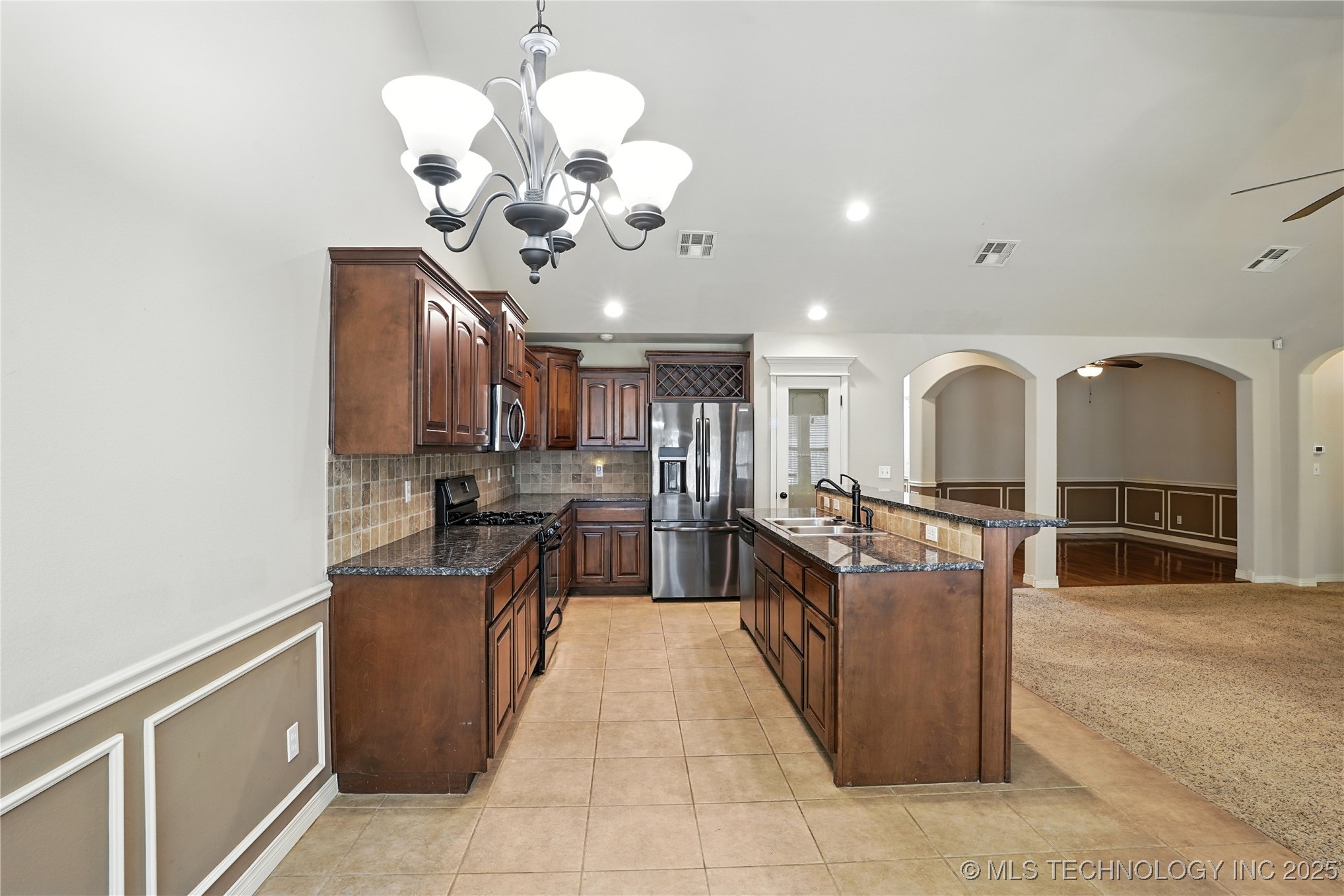 12809 E 69th Street North Property Photo 15