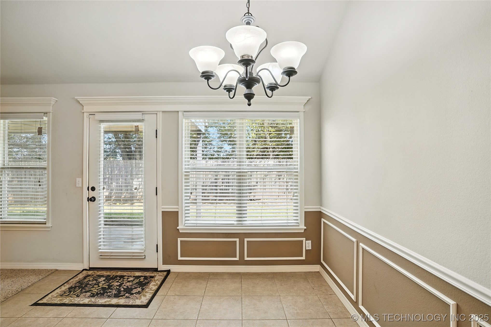 12809 E 69th Street North Property Photo 18