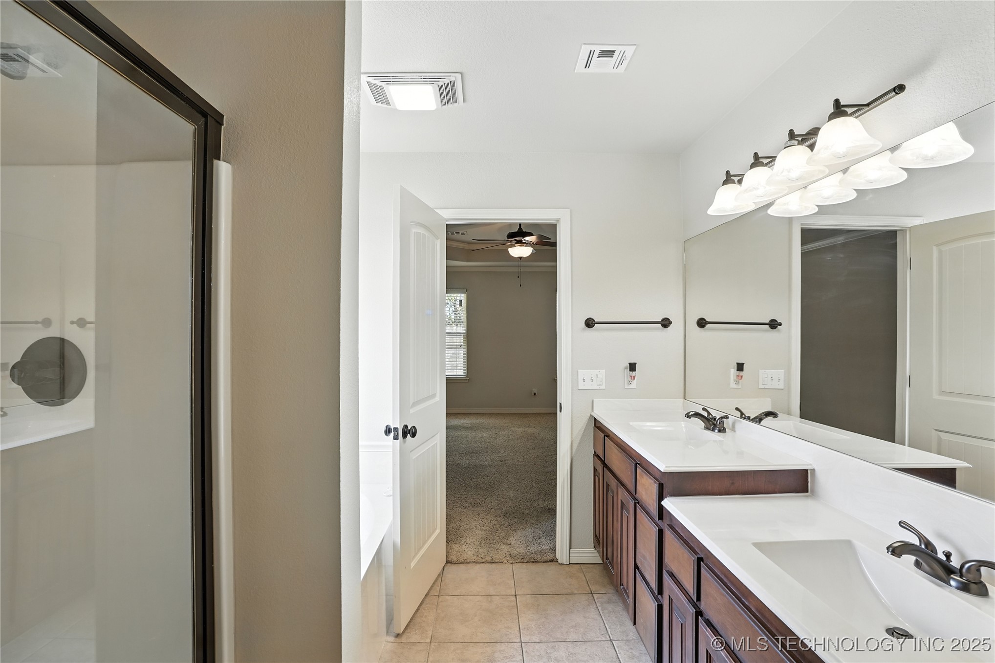 12809 E 69th Street North Property Photo 29