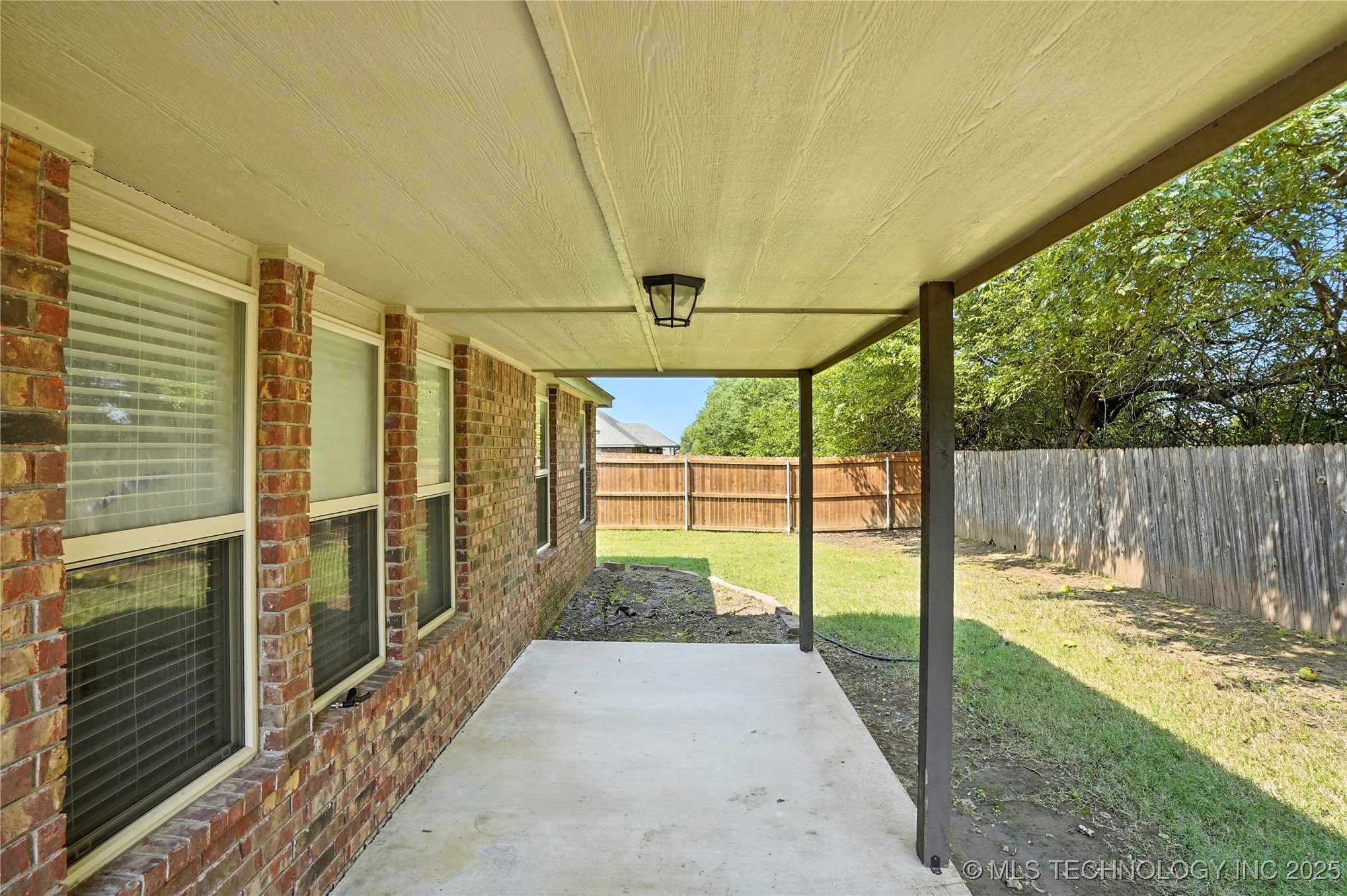 12809 E 69th Street North Property Photo 33