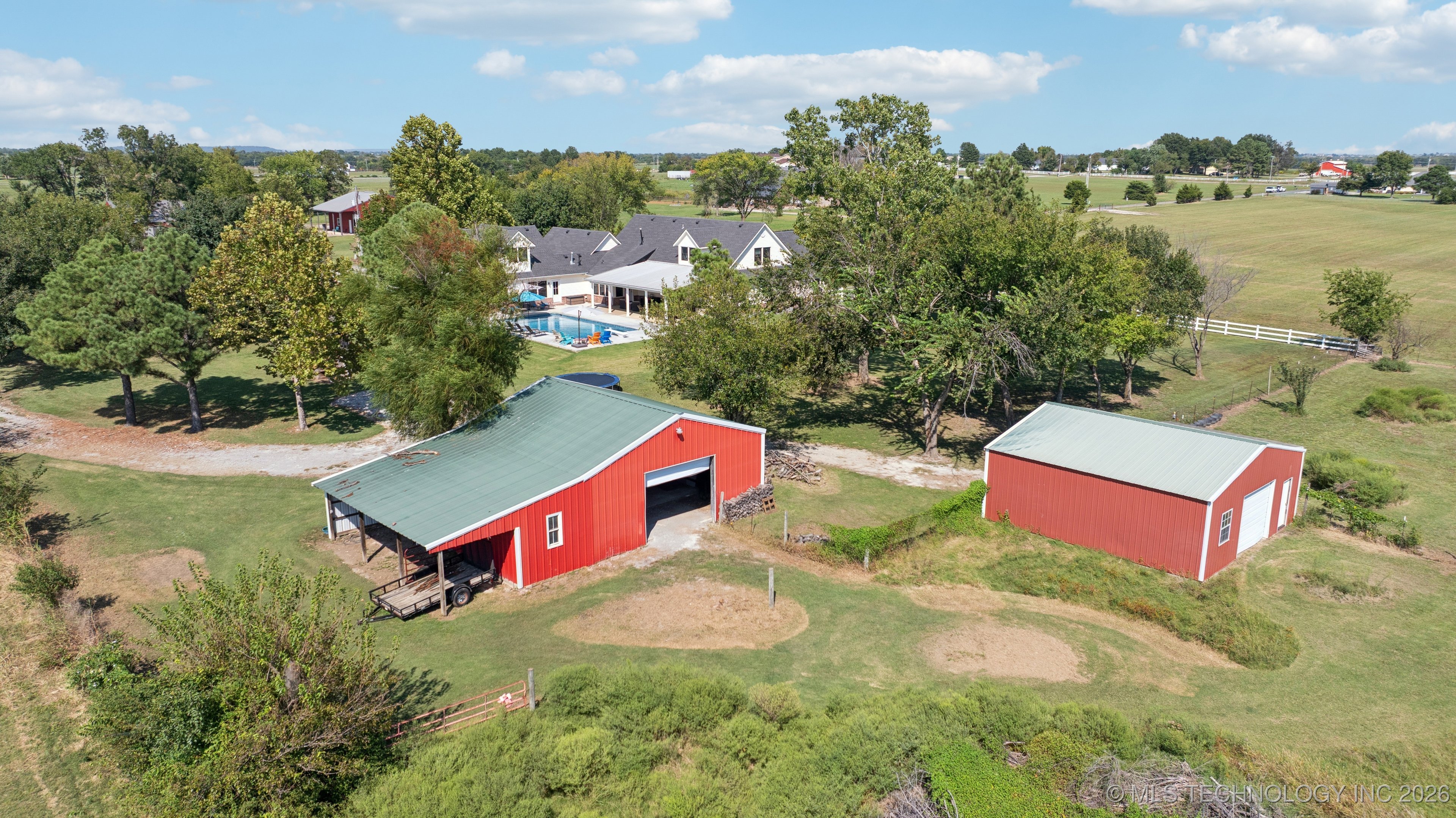 19700 E 600 Road Property Photo 4